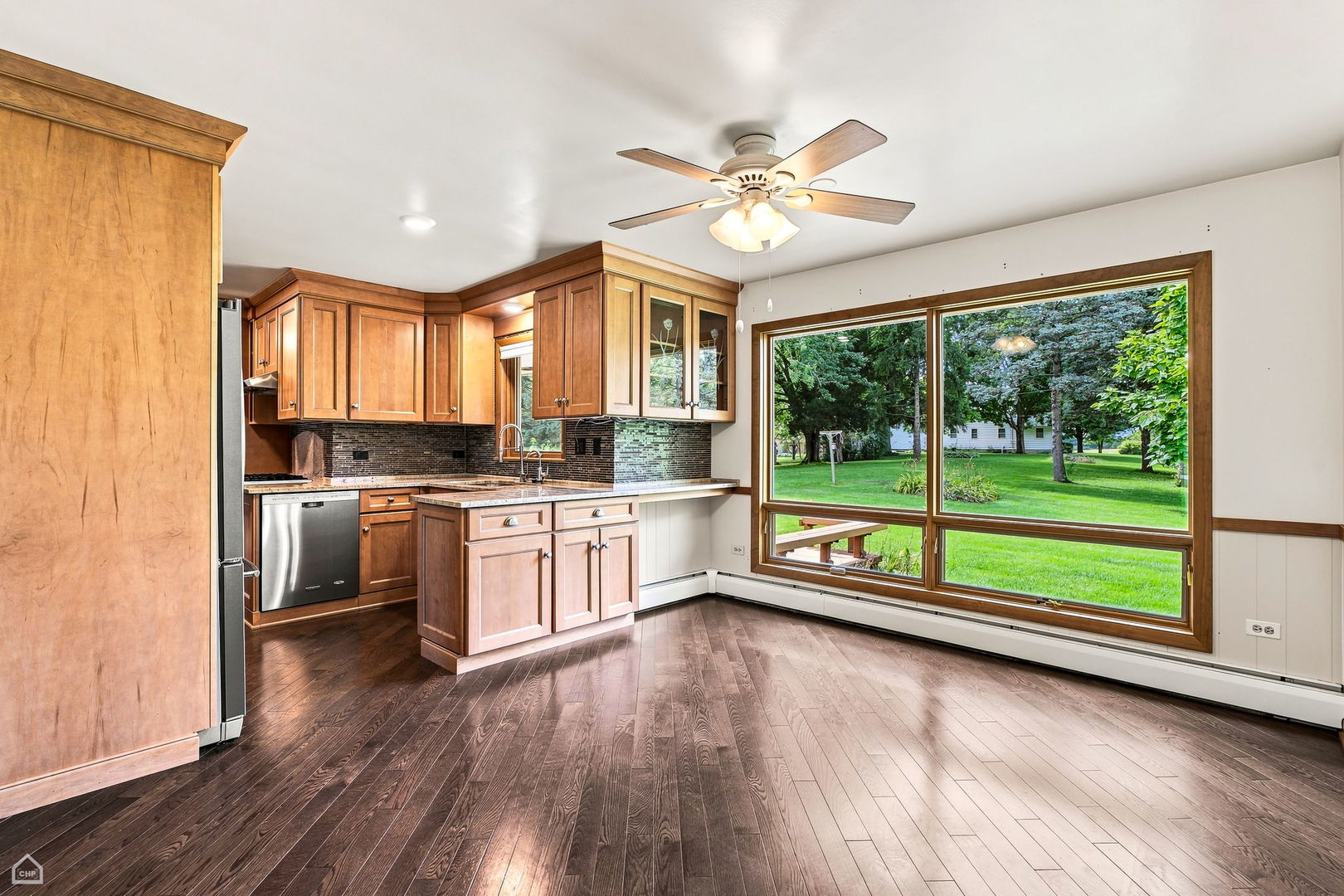 24422 W Cherokee Trail