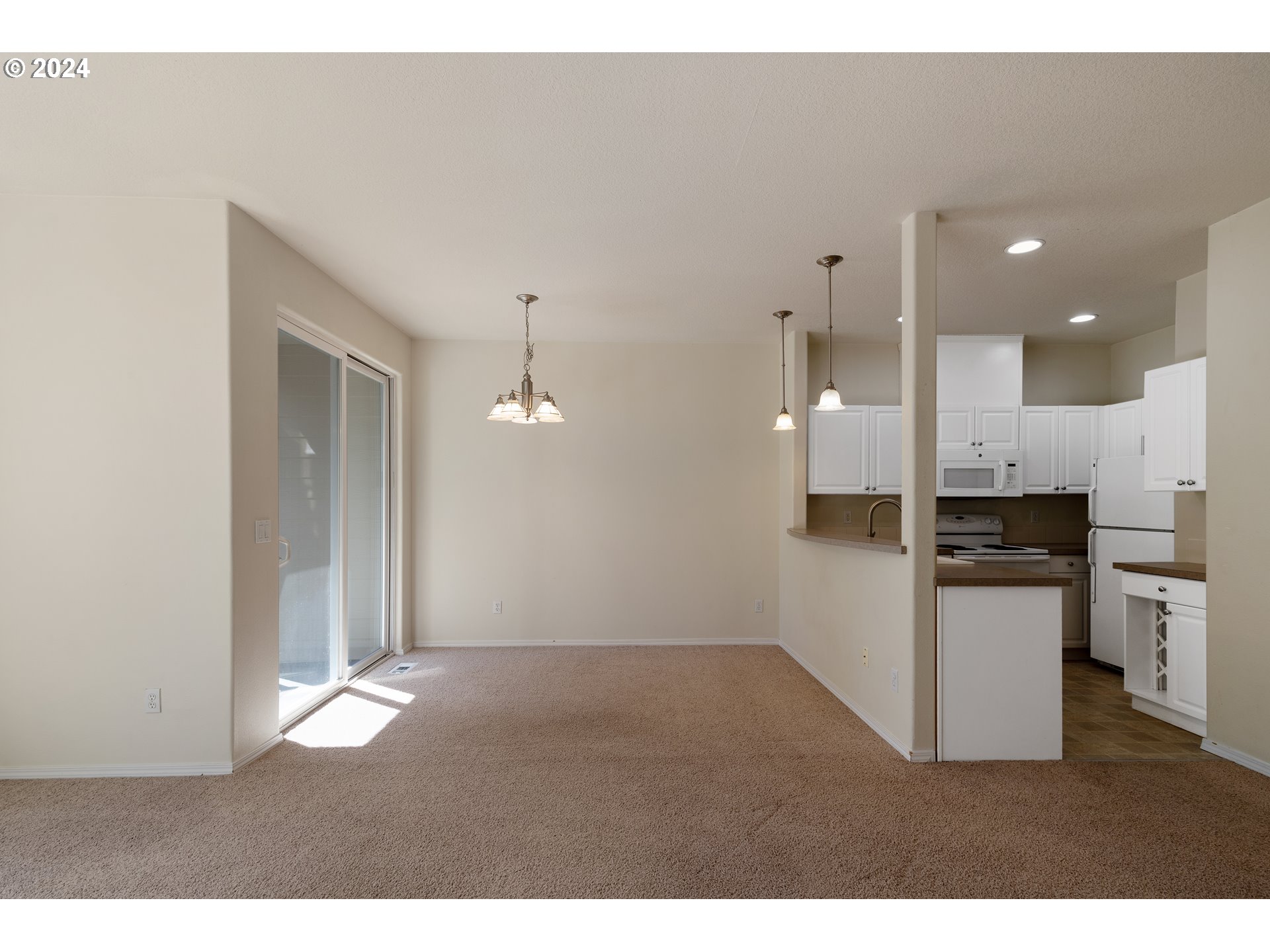 10400 NE 82ND AVE 23