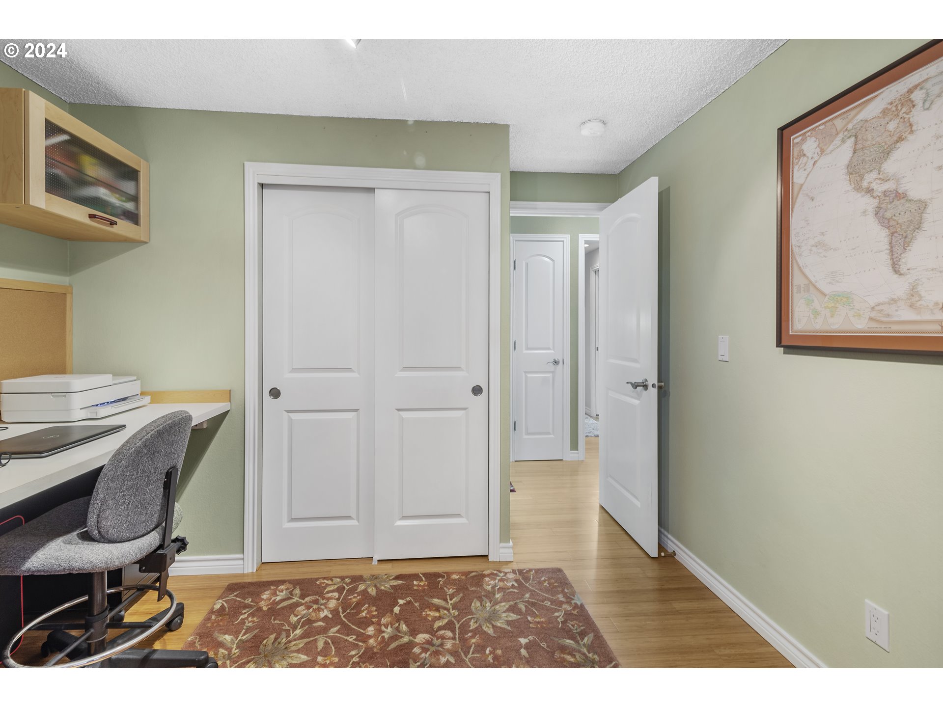 8418 NW GREENBRIAR DR
