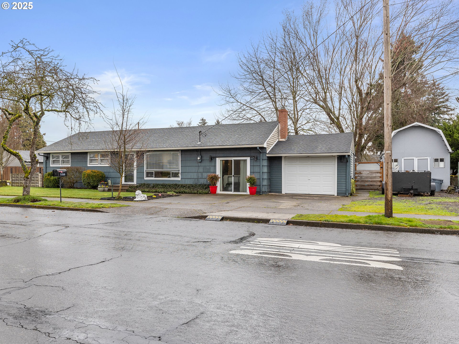 2205 GENERAL ANDERSON AVE