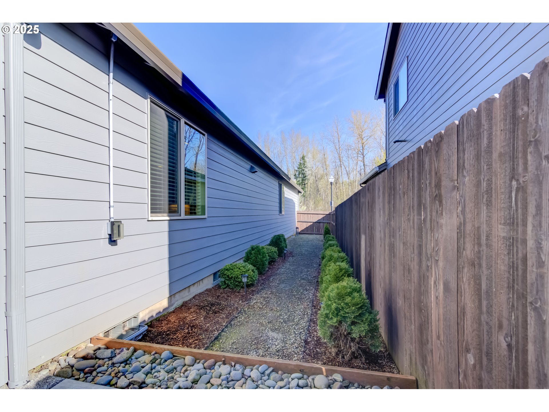 11406 NE 68TH CT