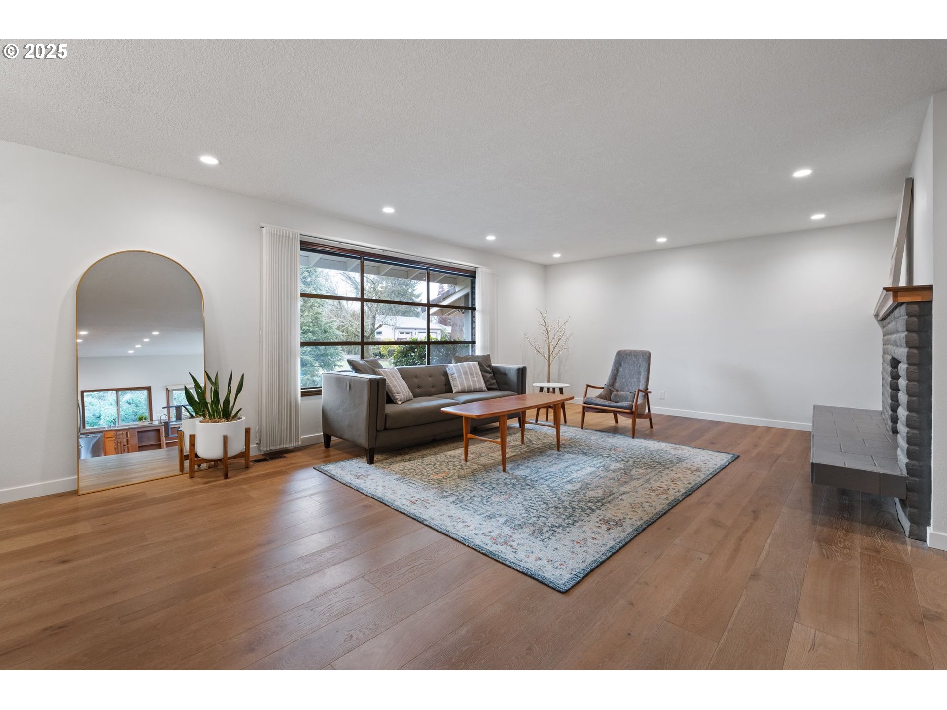 4609 OREGON DR