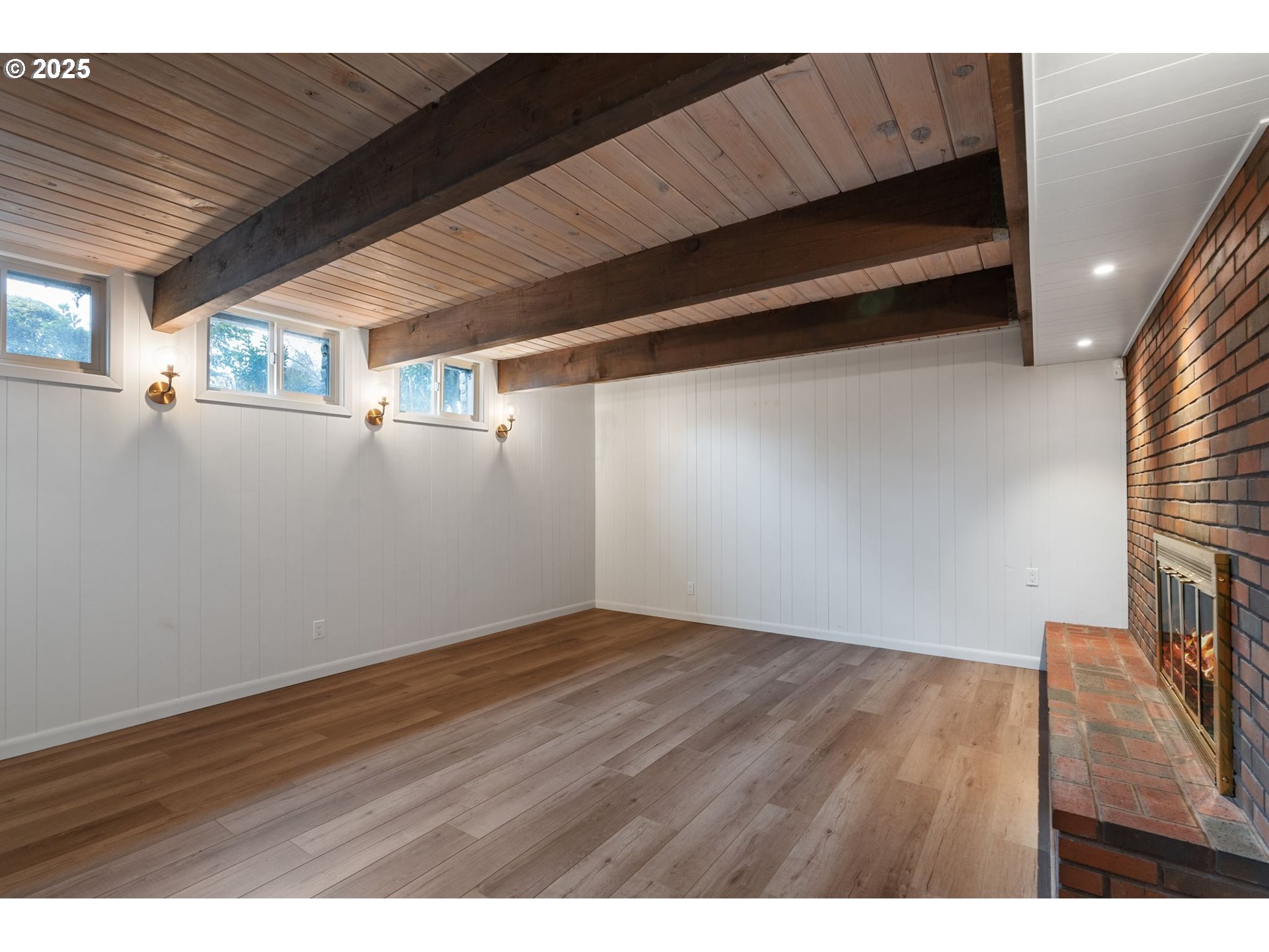 4609 OREGON DR