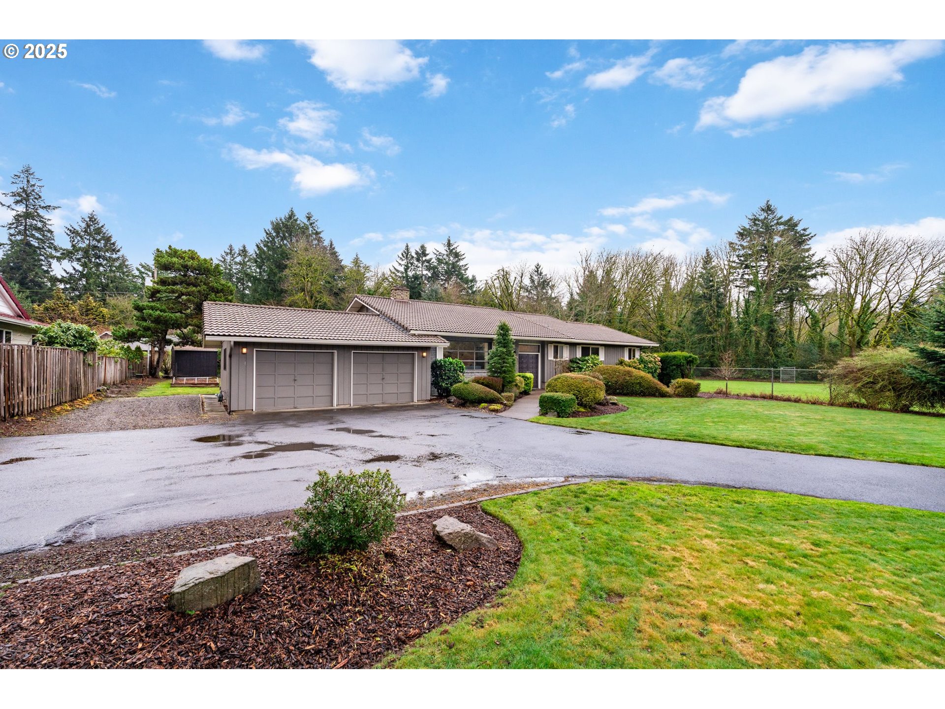 4609 OREGON DR
