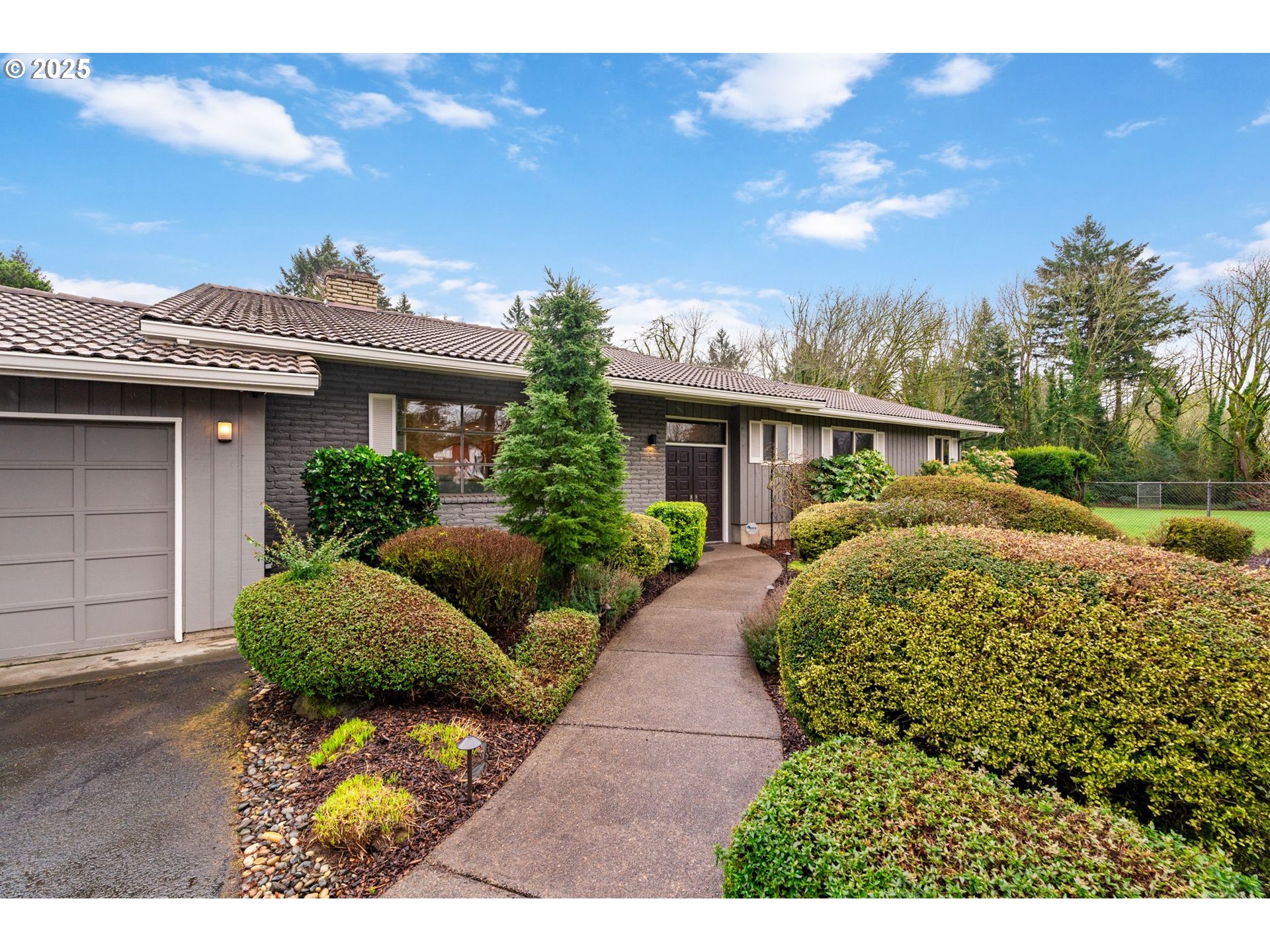 4609 OREGON DR