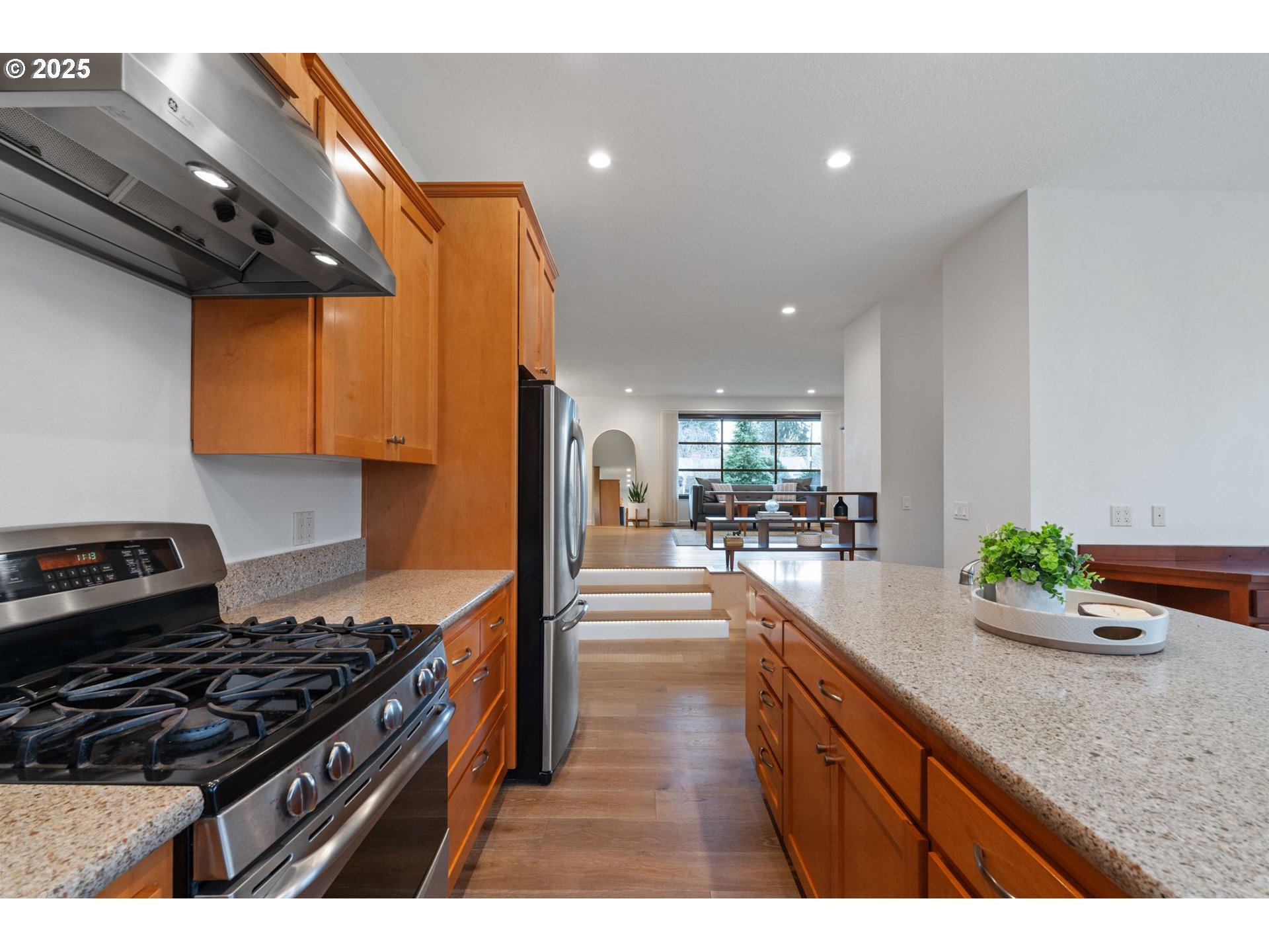 4609 OREGON DR