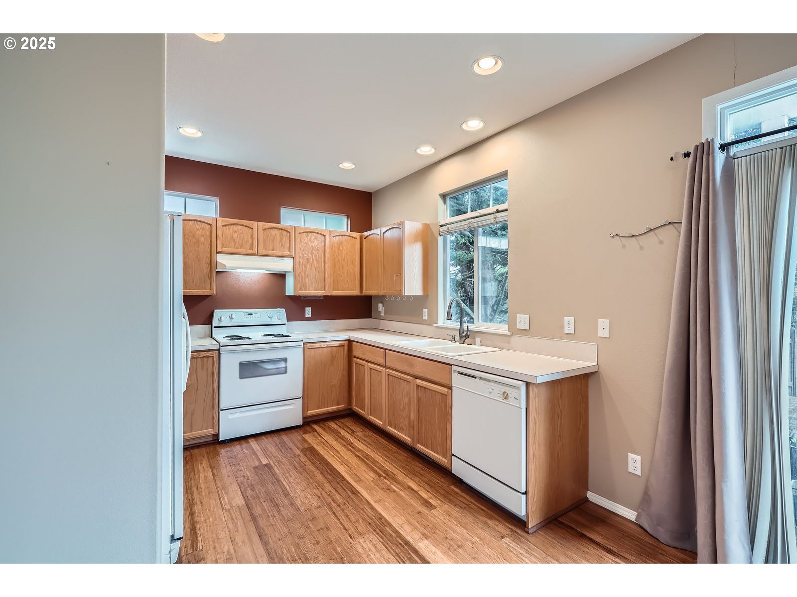 19714 SE 30TH CIR