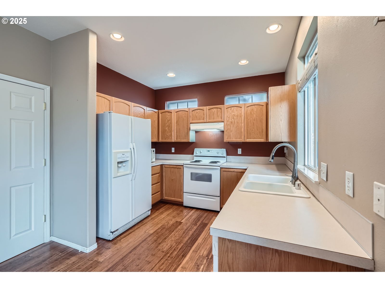 19714 SE 30TH CIR