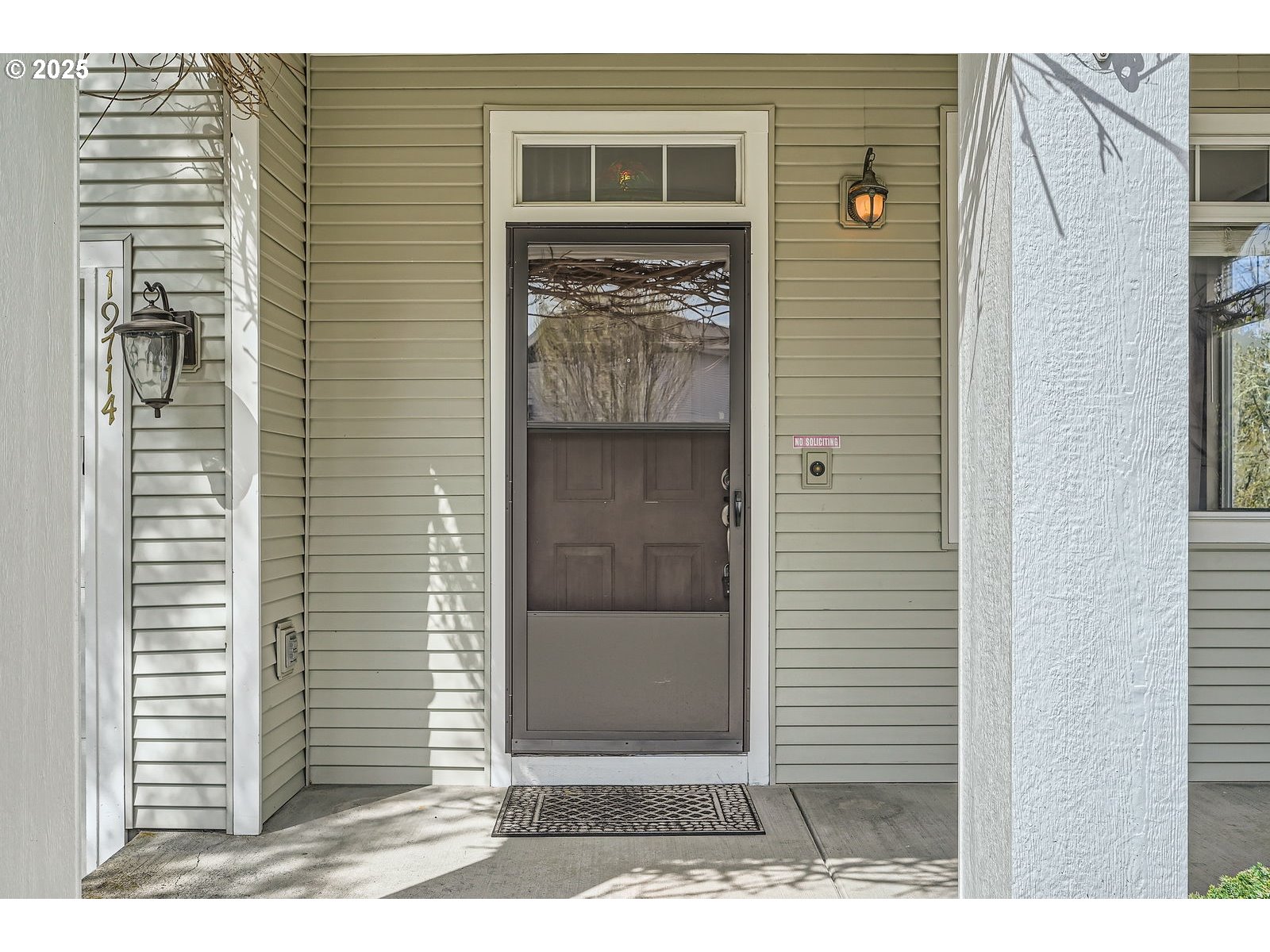 19714 SE 30TH CIR