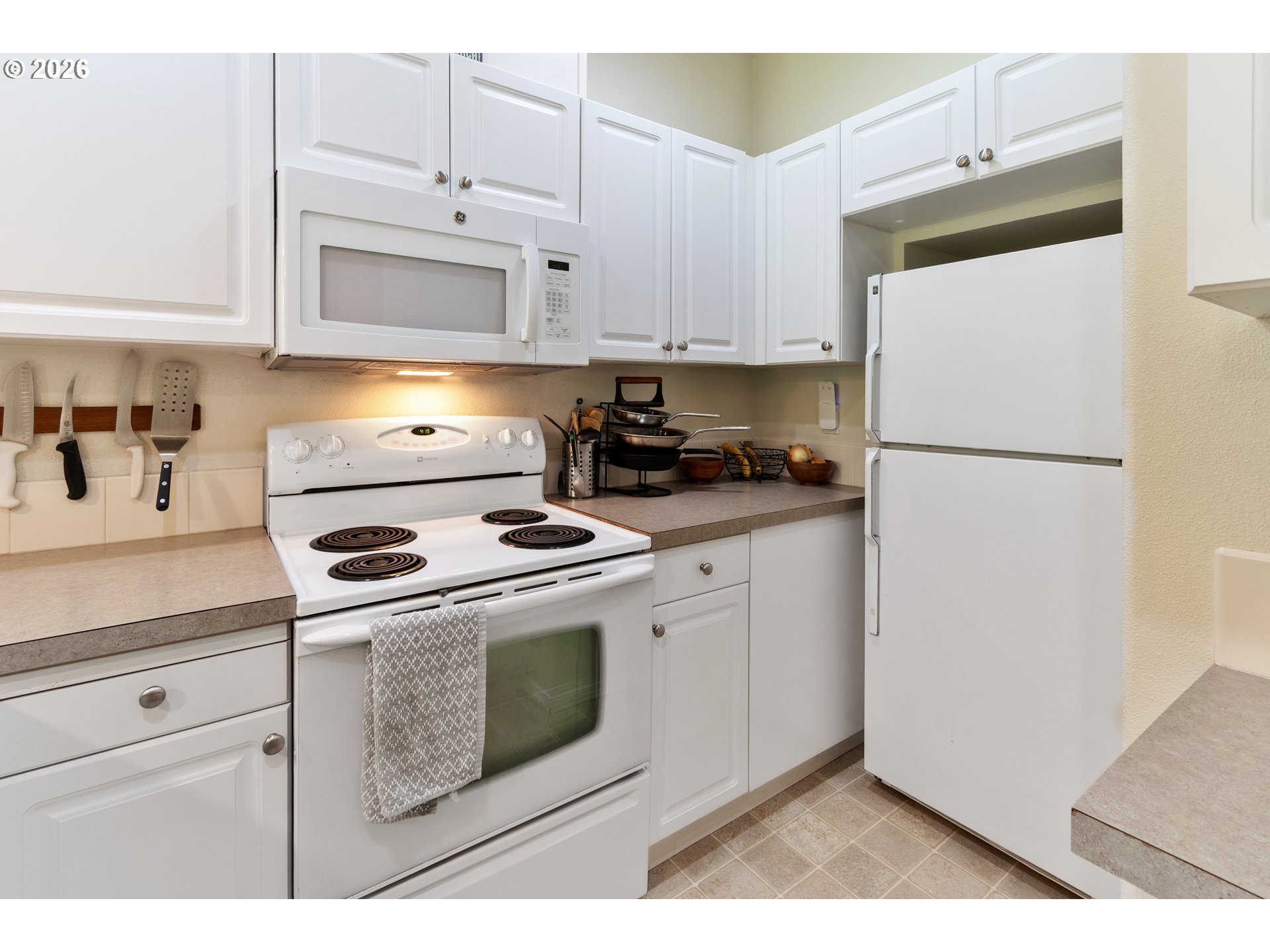 10400 NE 82ND AVE 23