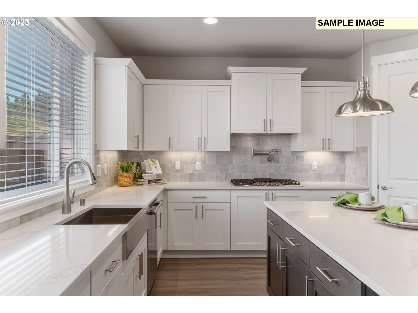 9250 N INCLINE DR LT239