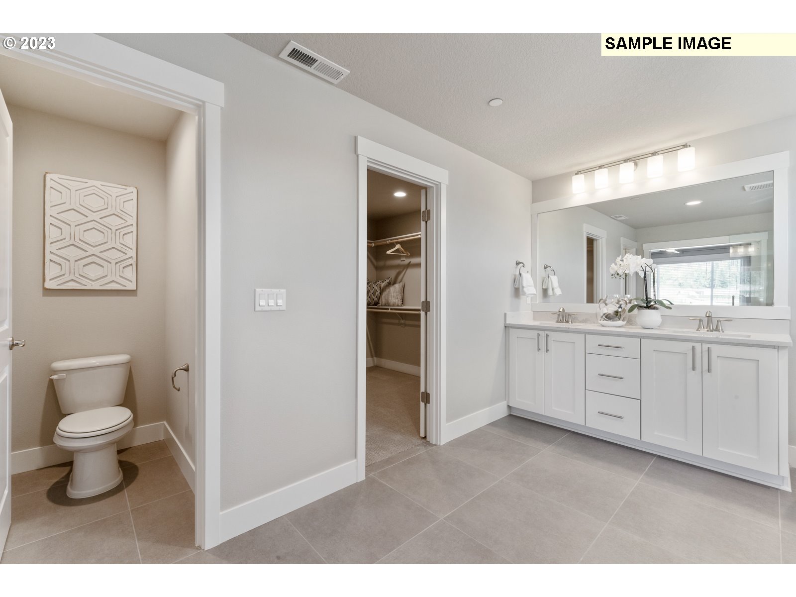9250 N INCLINE DR LT239