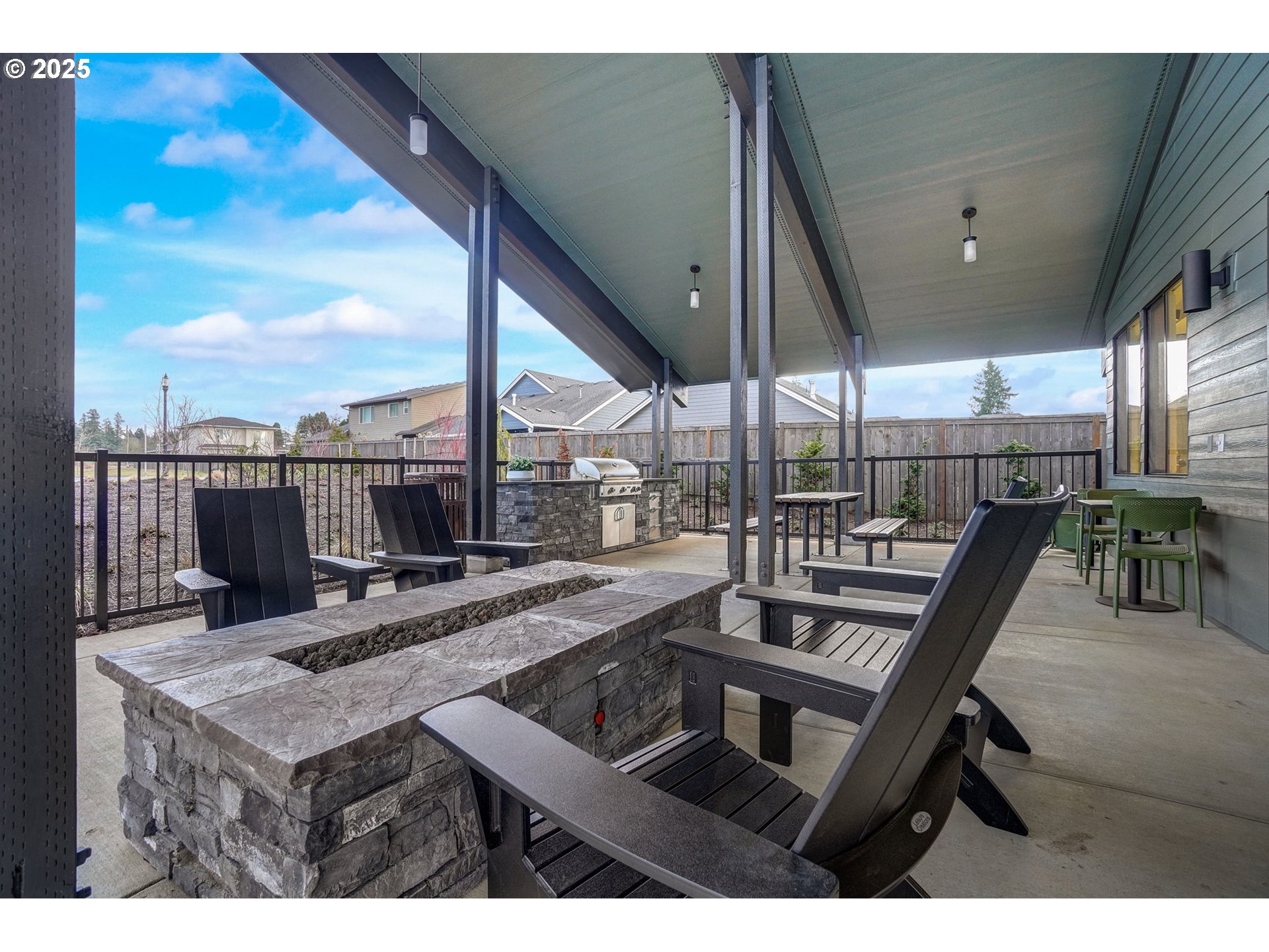 9250 N INCLINE DR LT239