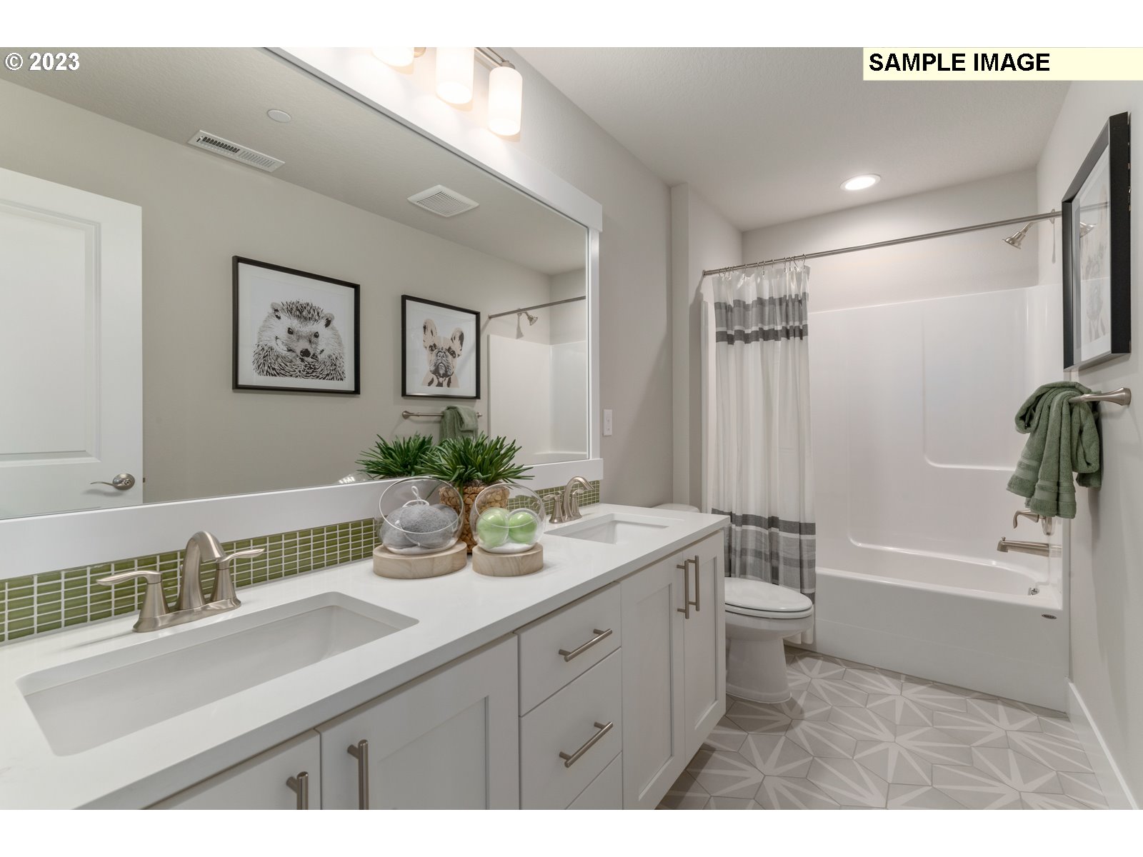 9250 N INCLINE DR LT239