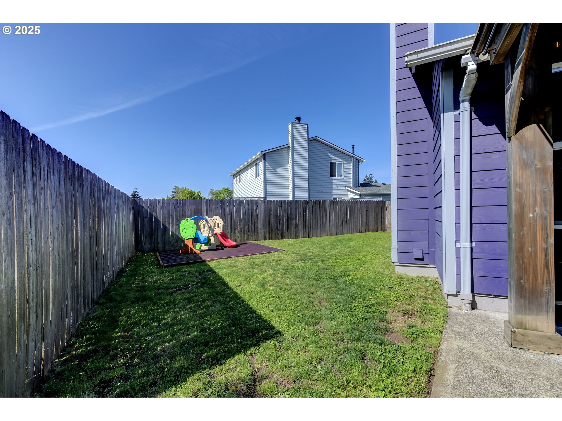 8901 NE 134TH CT