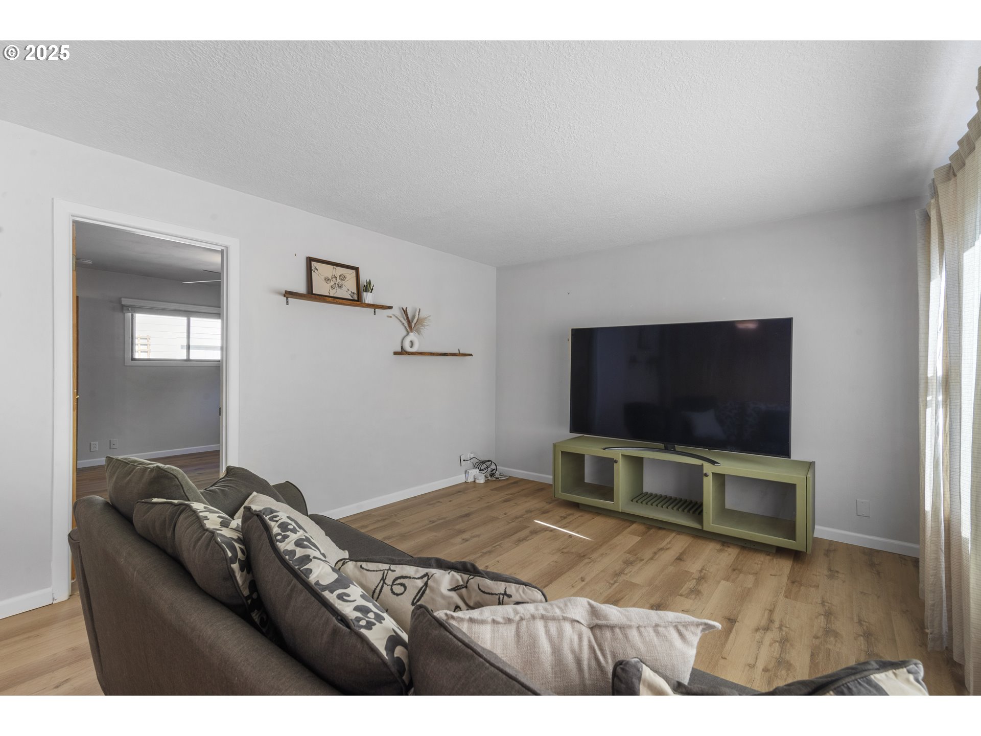 1608 SE 105TH CT