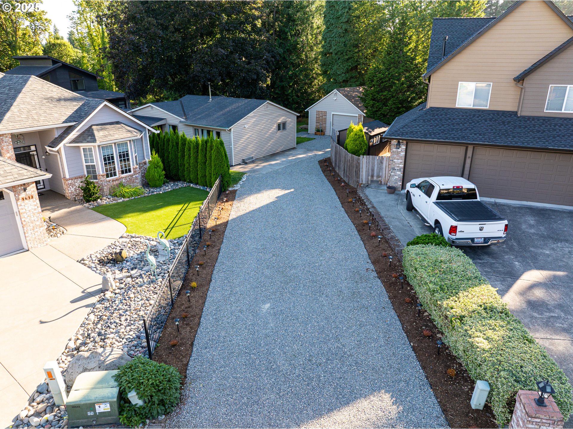 1608 SE 105TH CT