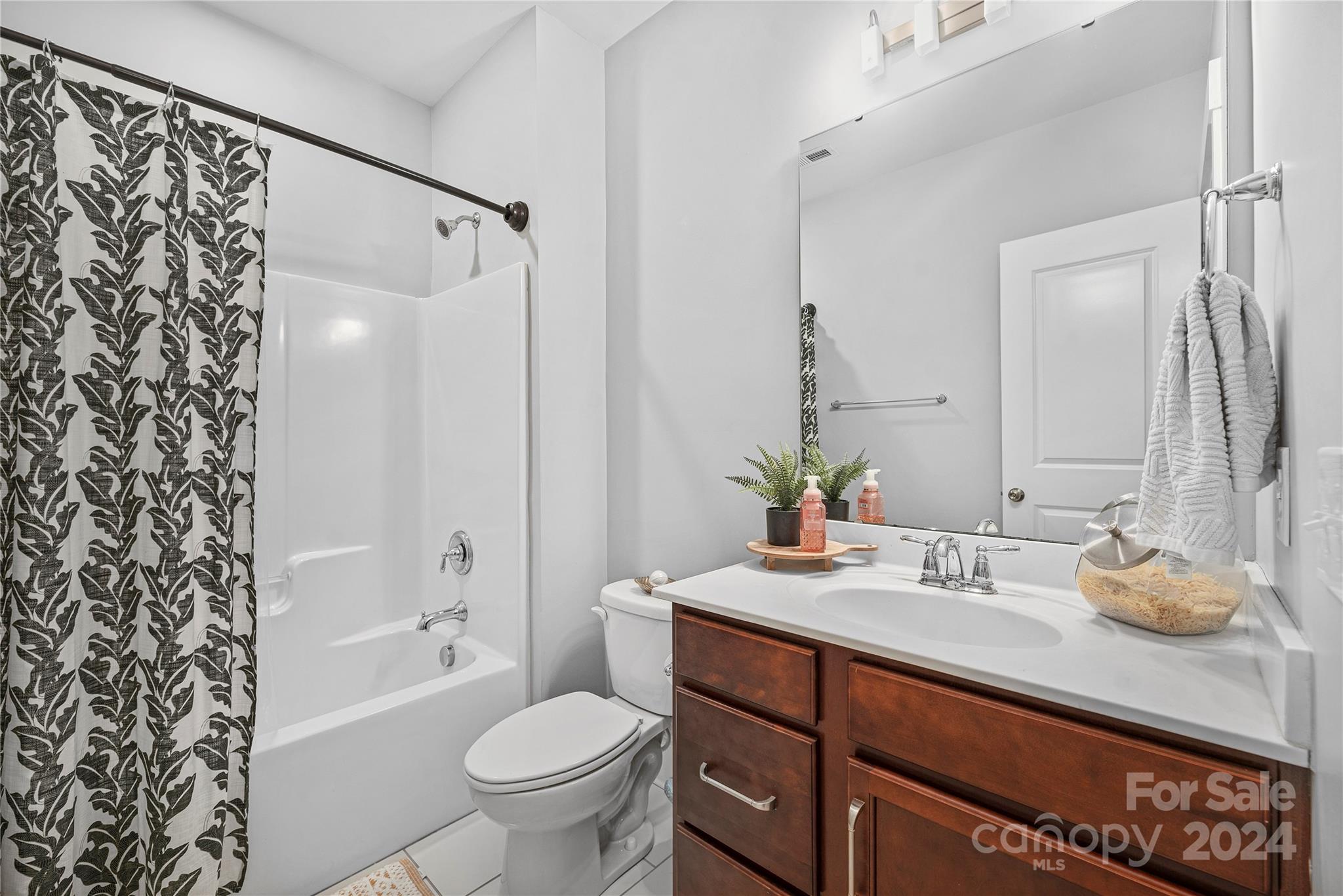 748 Waterscape Court