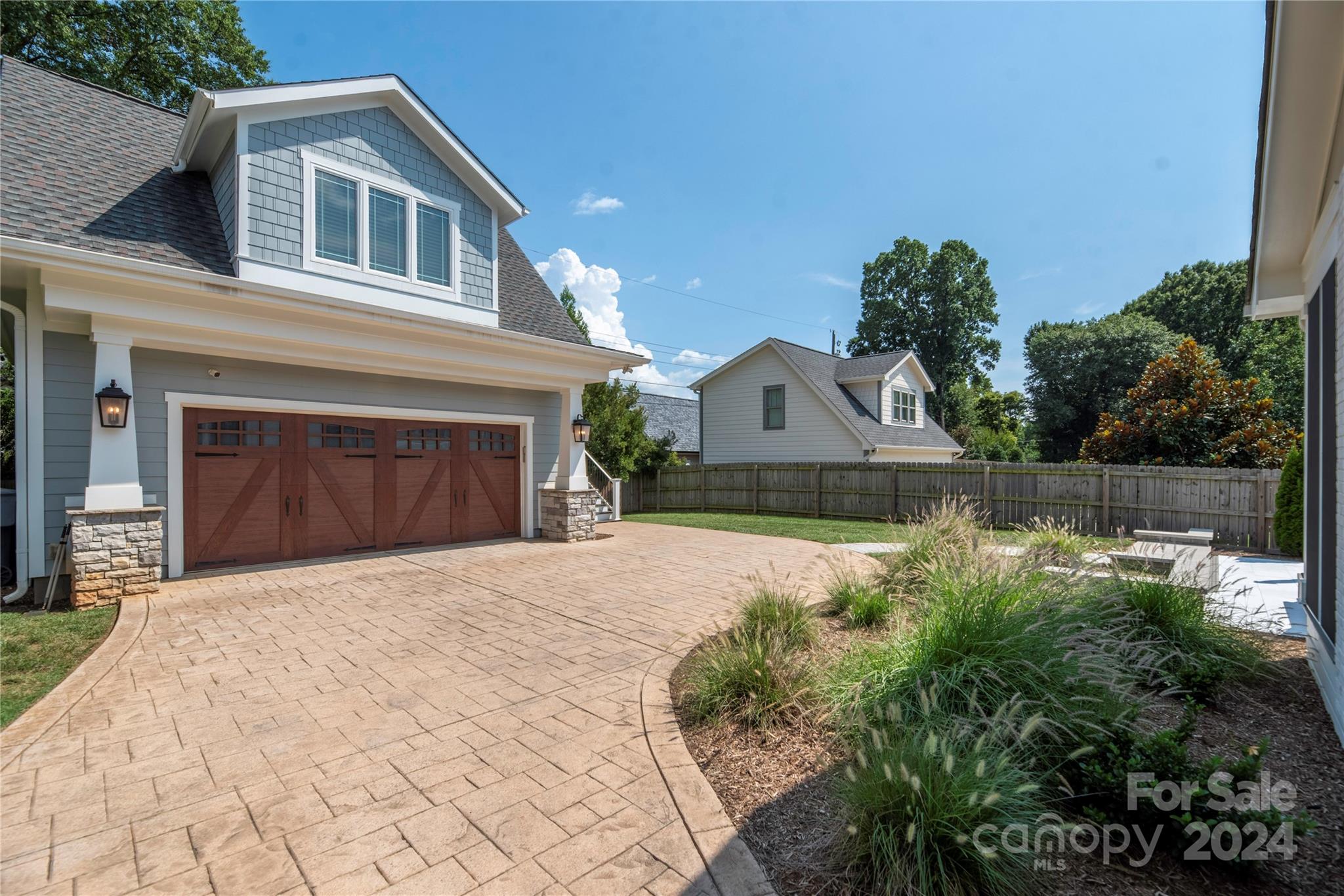 2501 Marshall Place