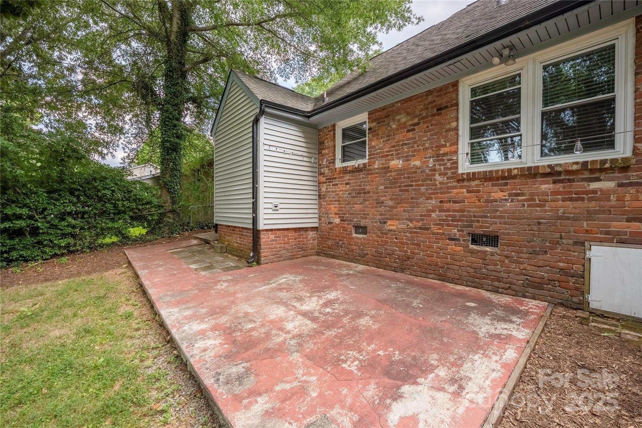 5337 Kildare Drive