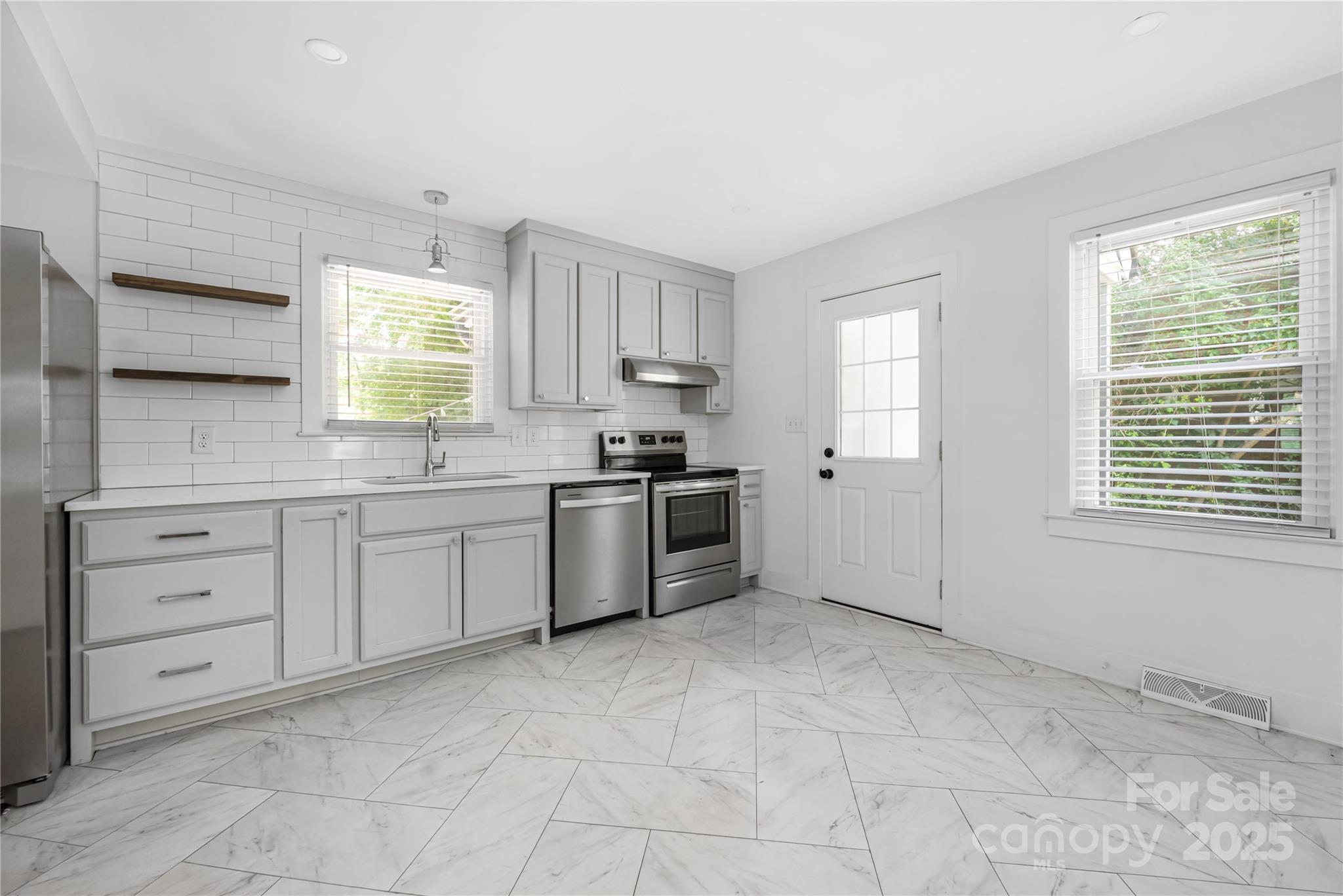 5337 Kildare Drive