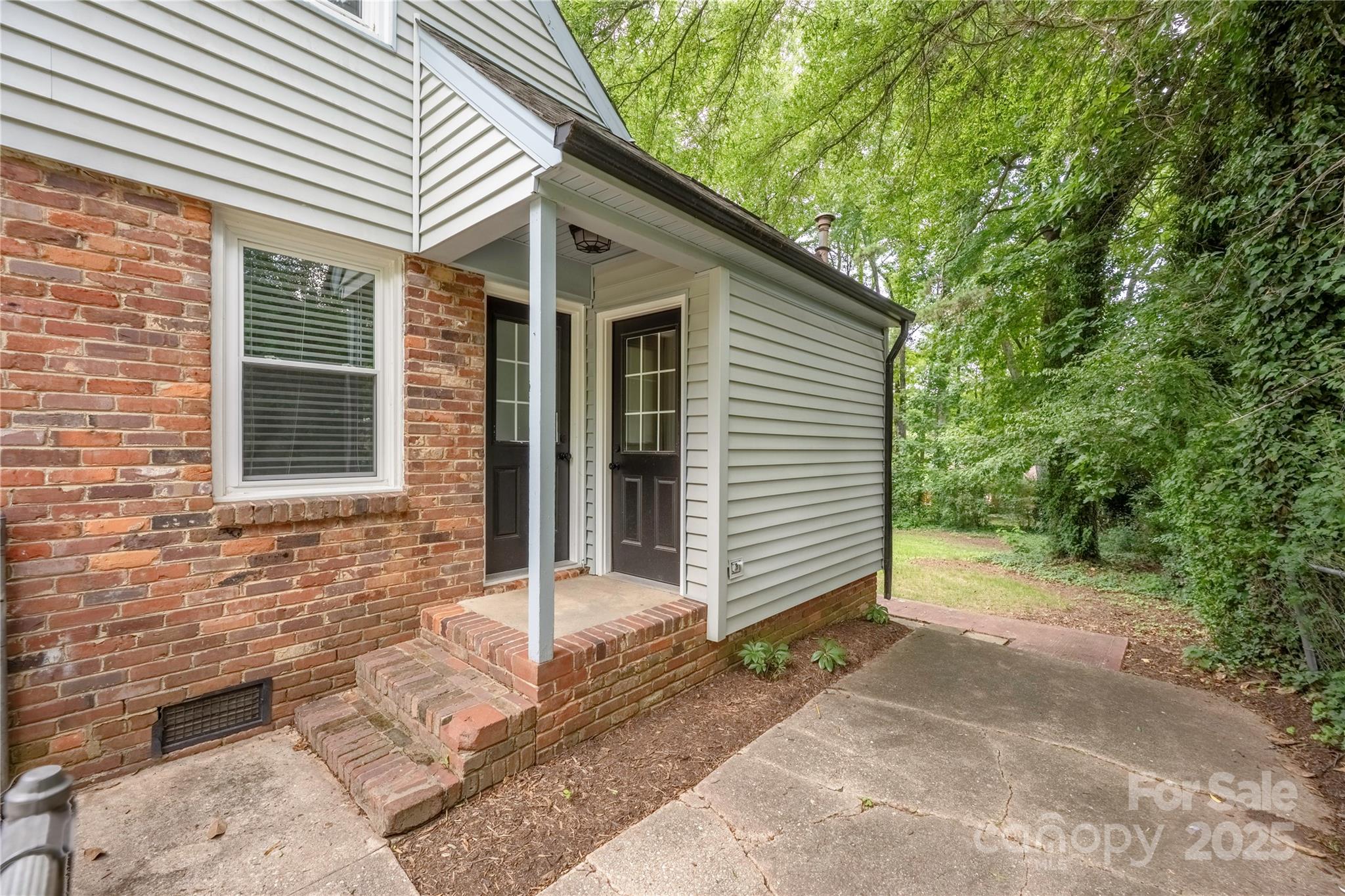 5337 Kildare Drive