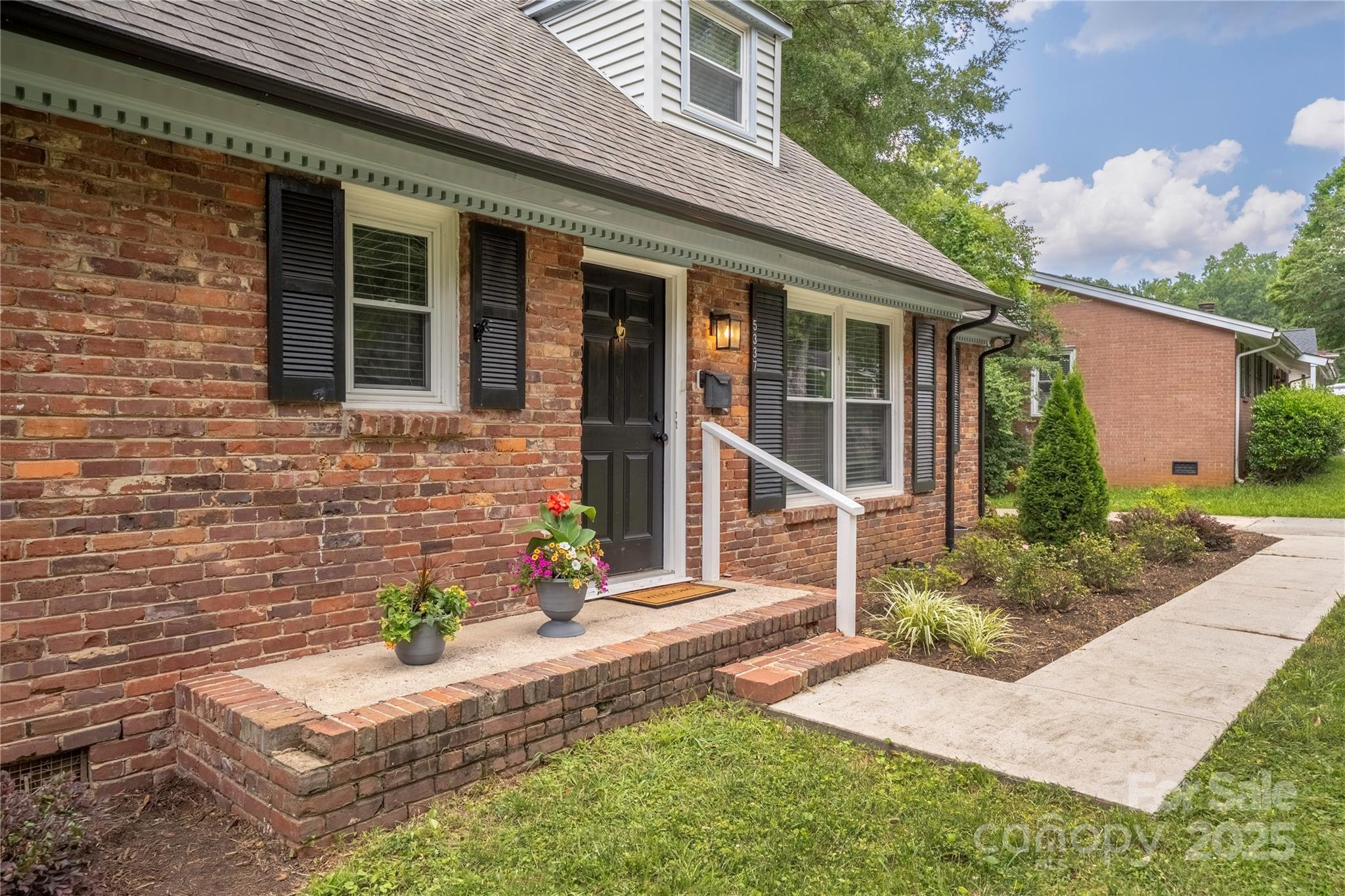 5337 Kildare Drive