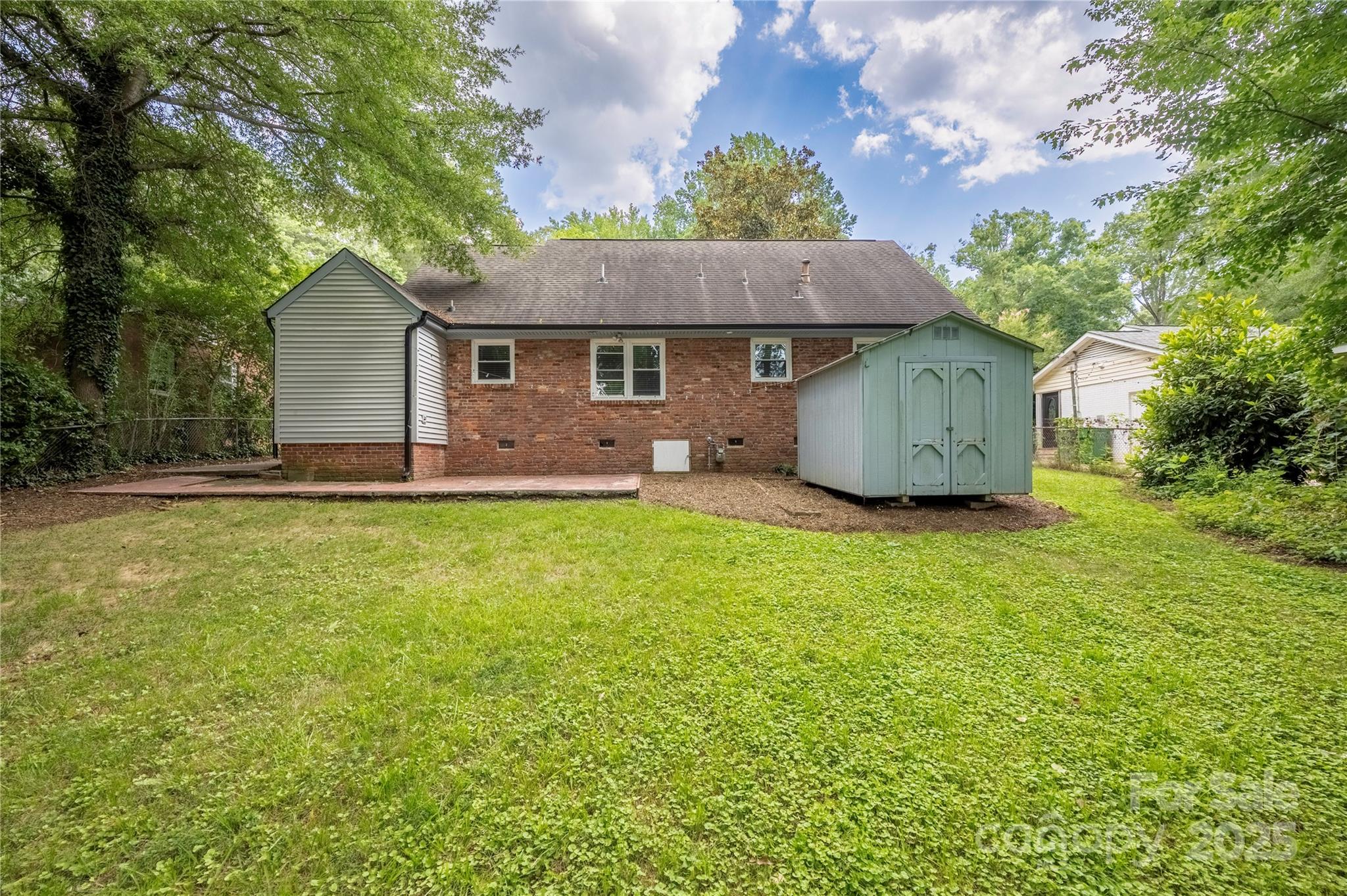 5337 Kildare Drive