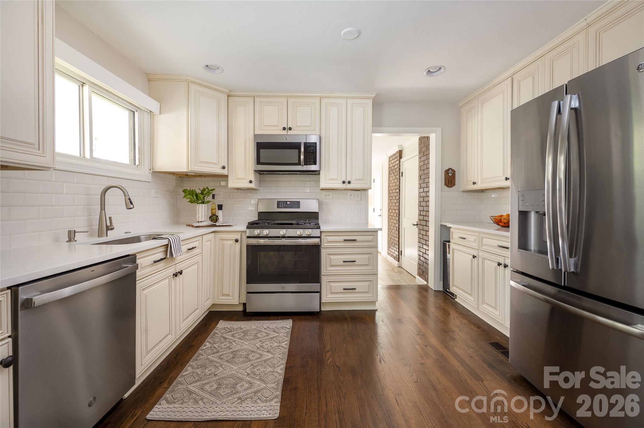 4601 General Pershing Drive