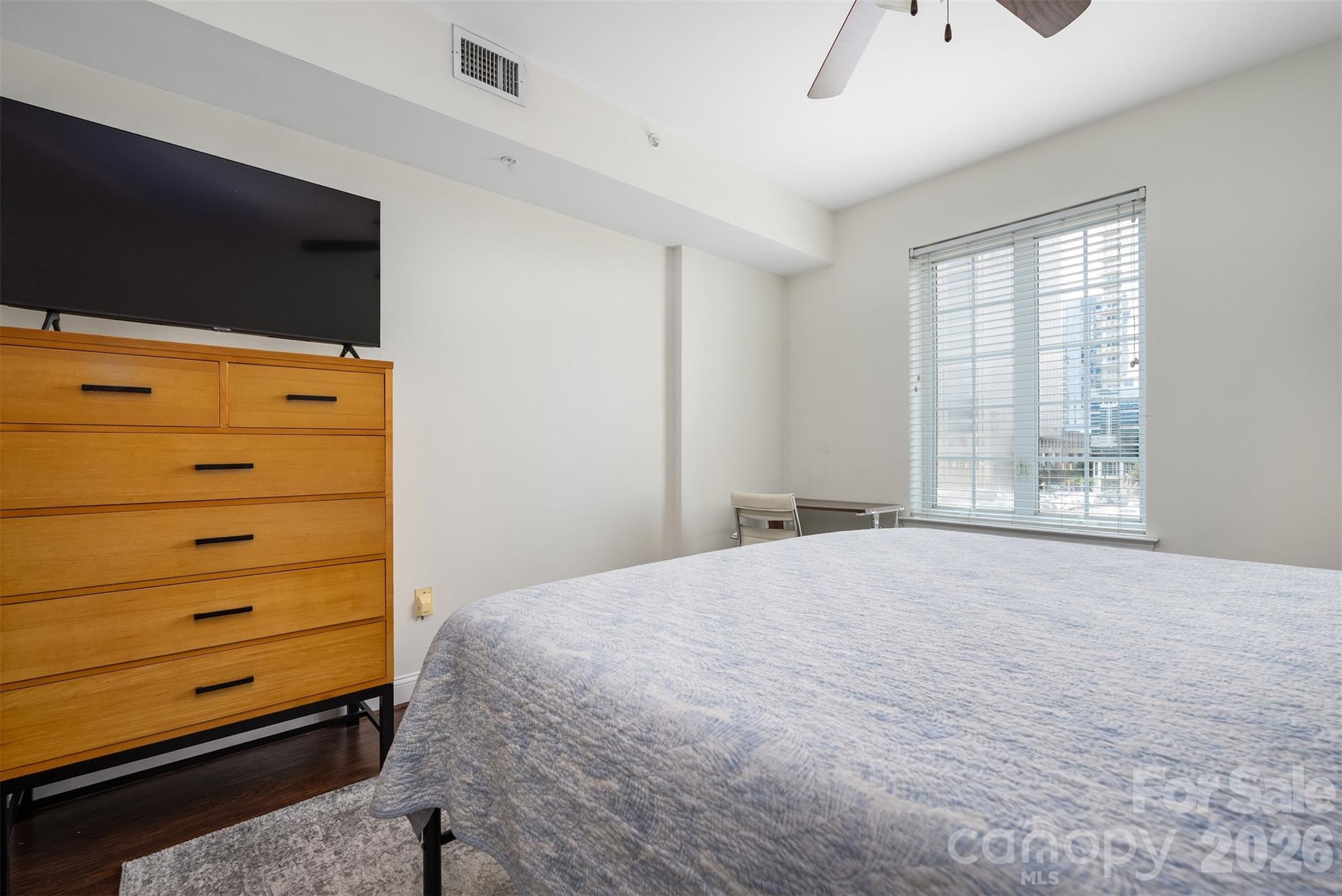 300 W 5th Street Unit: 419