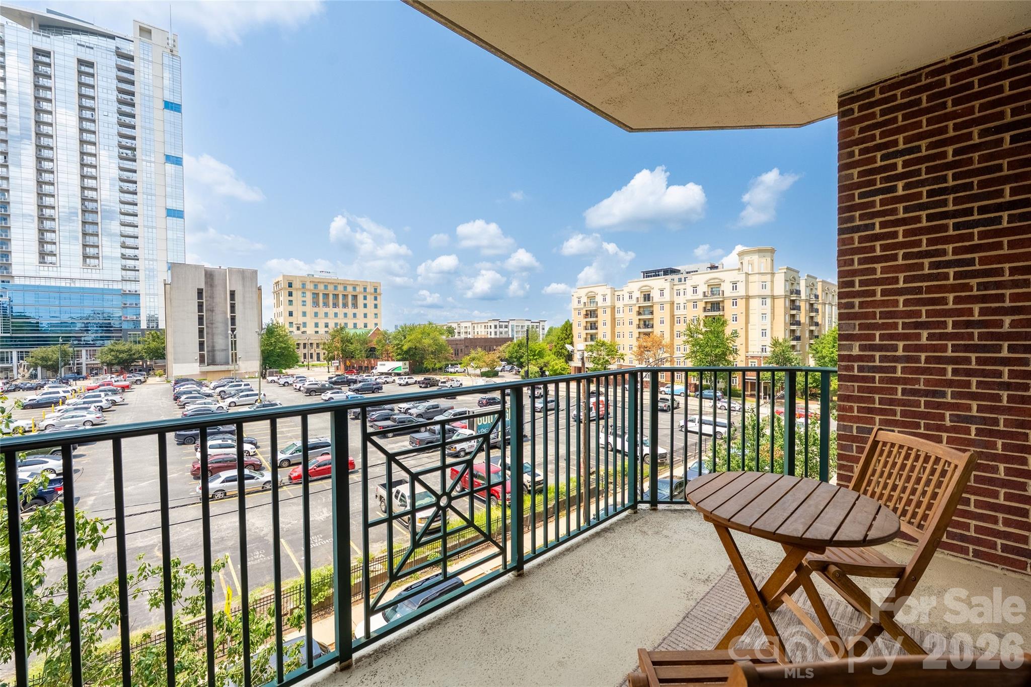 300 W 5th Street Unit: 419