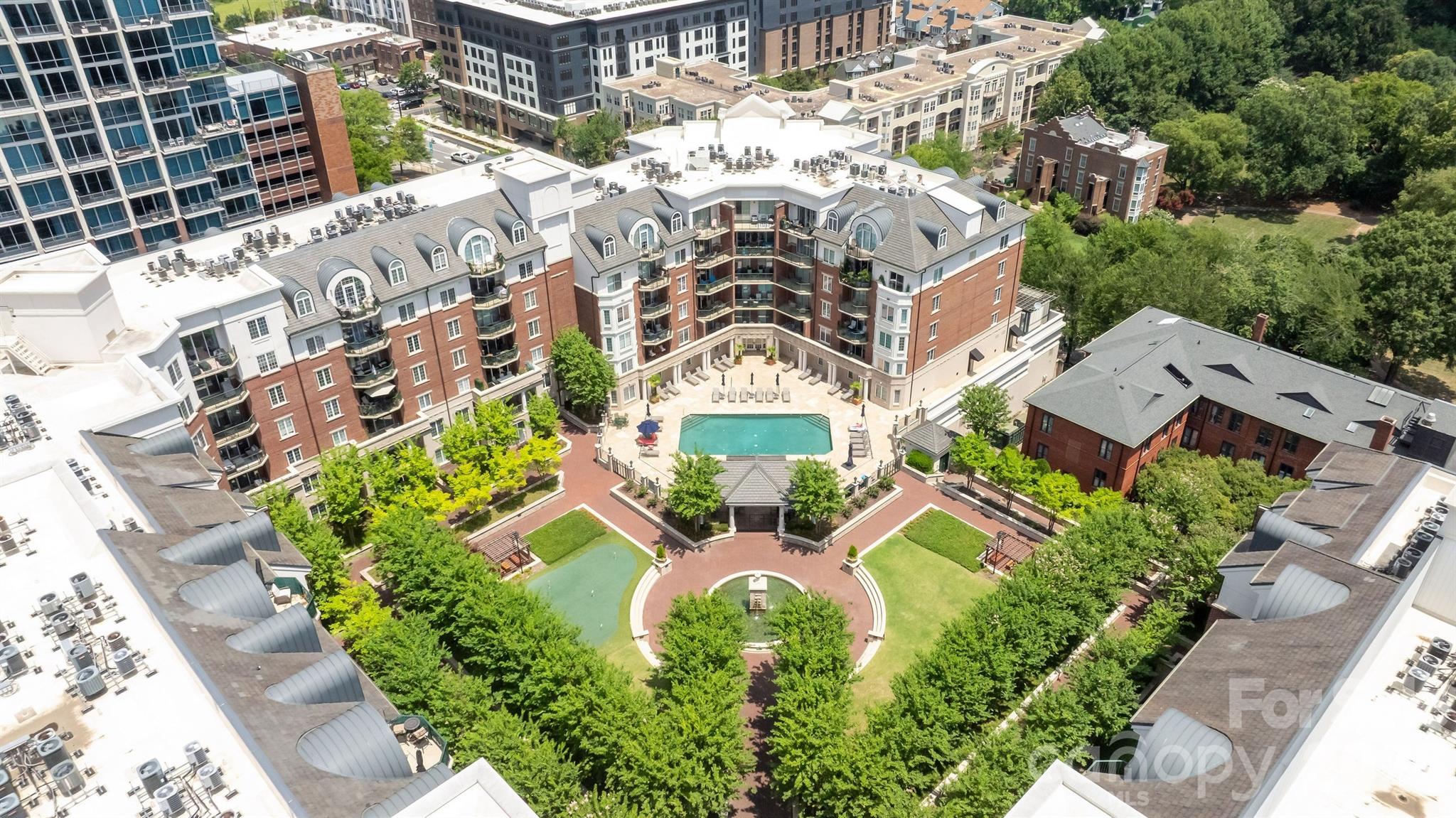300 W 5th Street Unit: 419