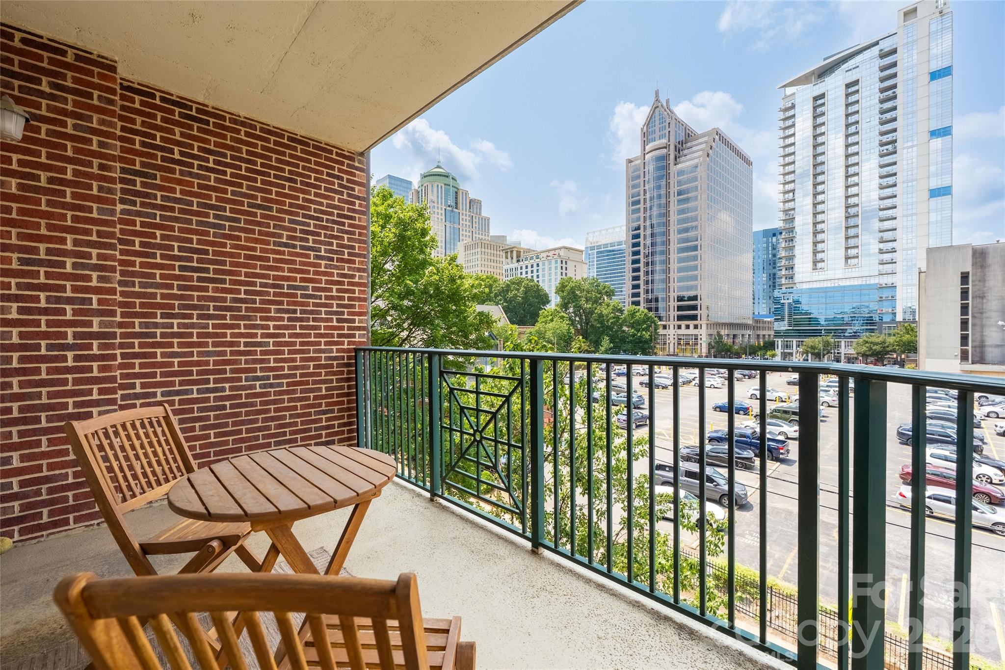 300 W 5th Street Unit: 419