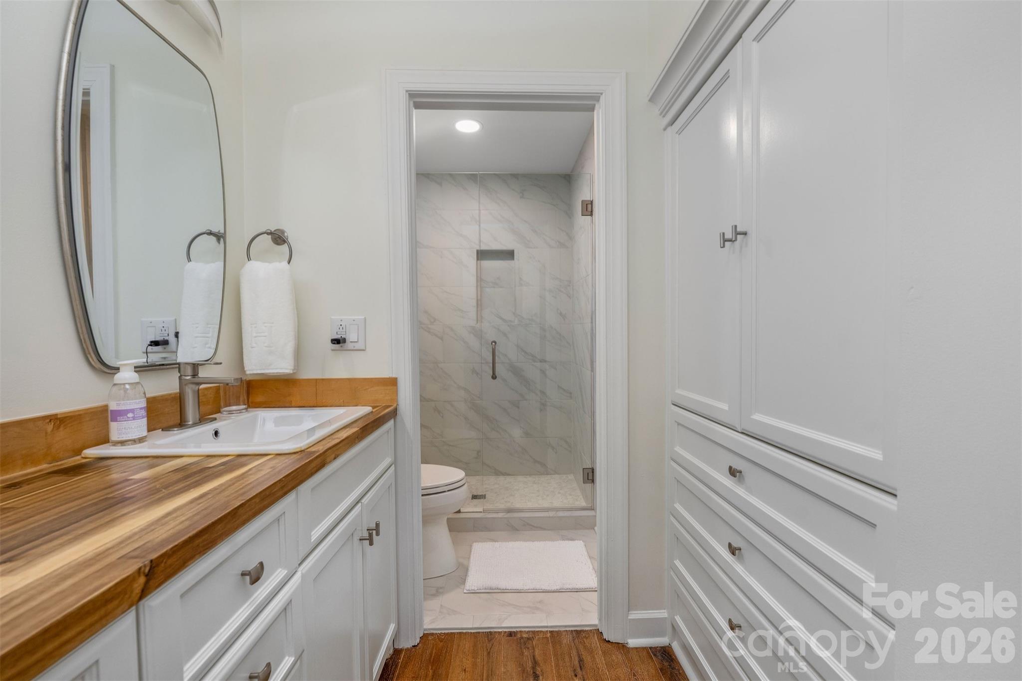 3520 Colony Road Unit: F