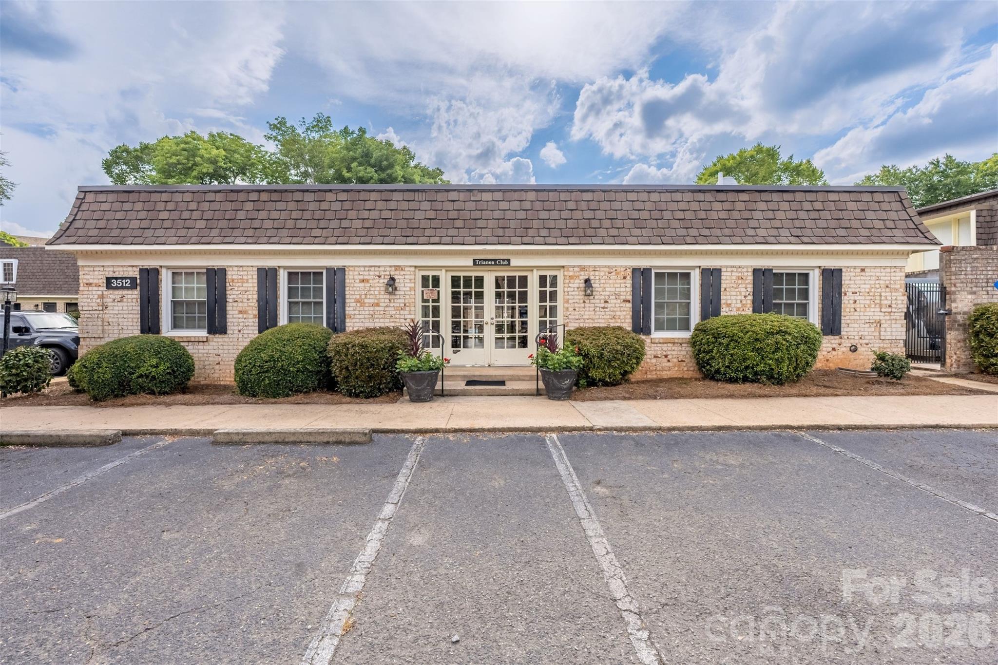 3520 Colony Road Unit: F