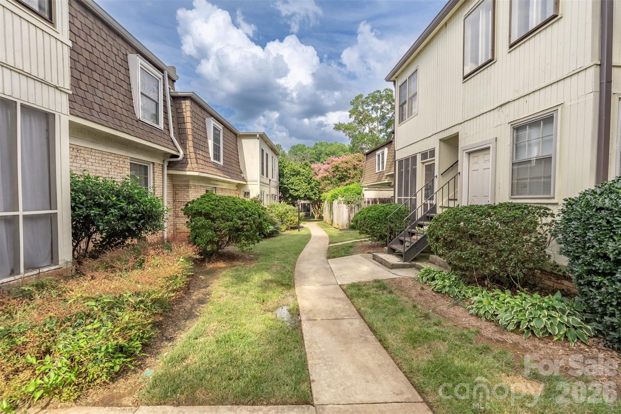 3520 Colony Road Unit: F