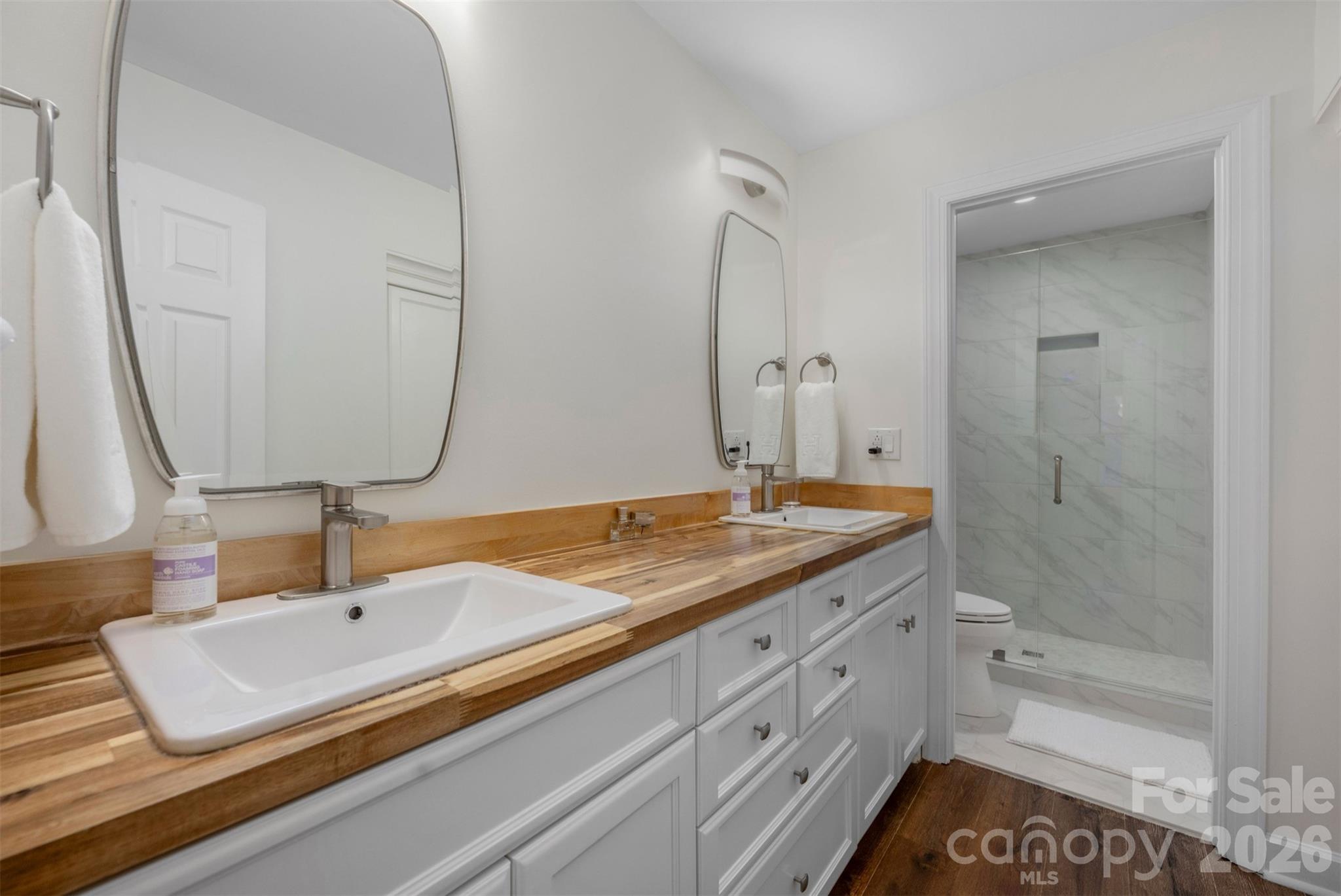 3520 Colony Road Unit: F