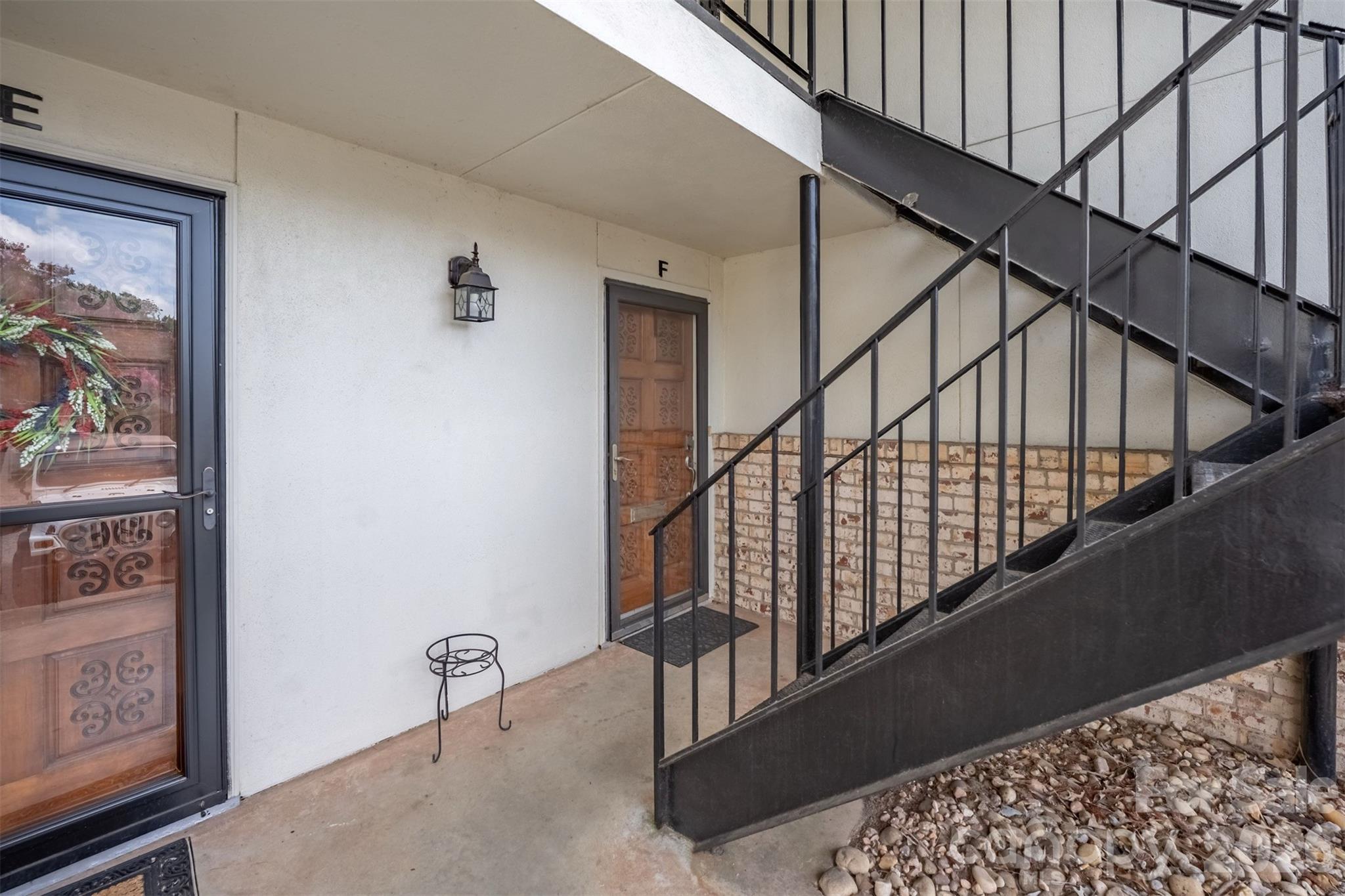 3520 Colony Road Unit: F