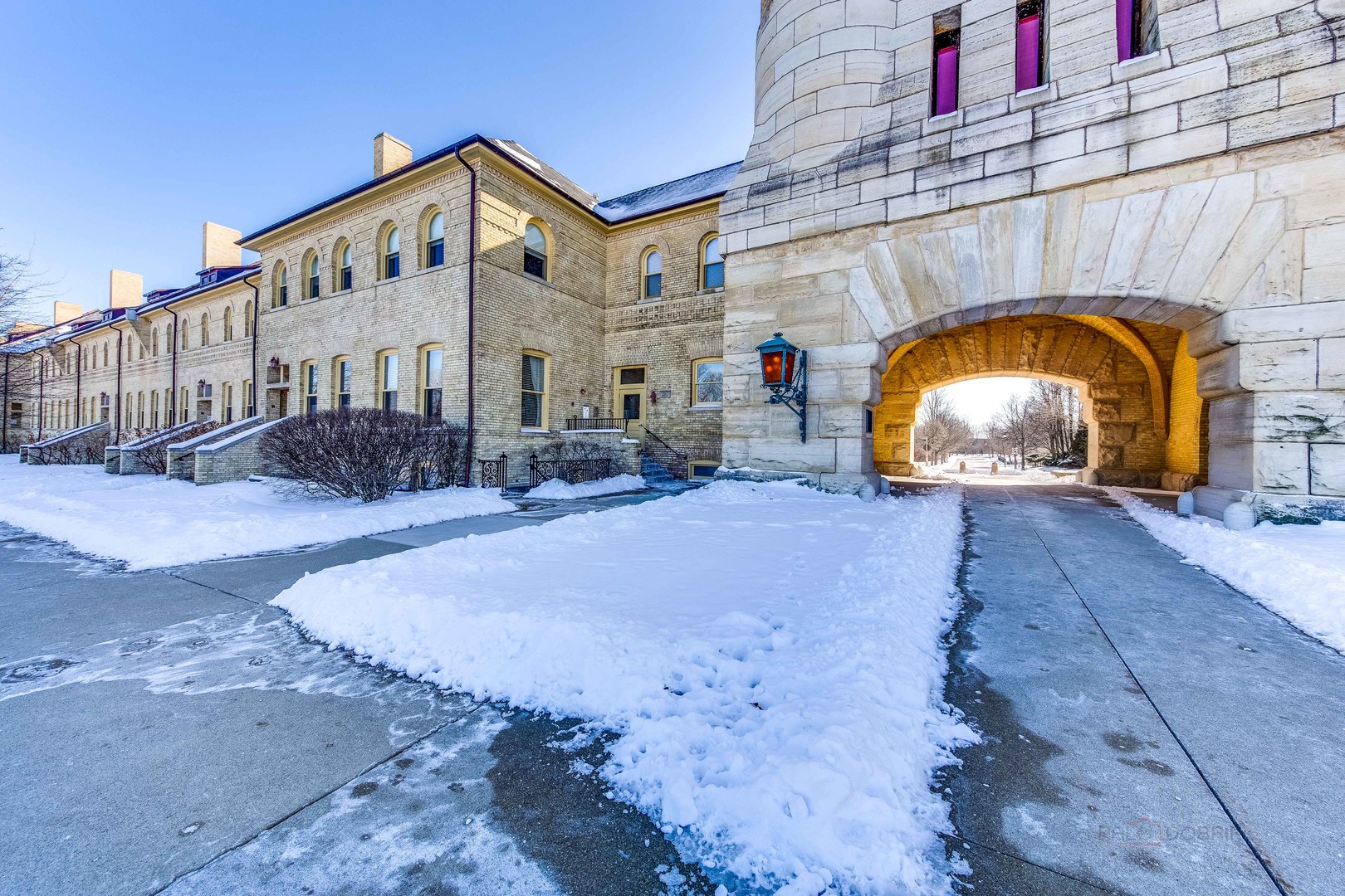 210 Leonard Wood S Unit: 101