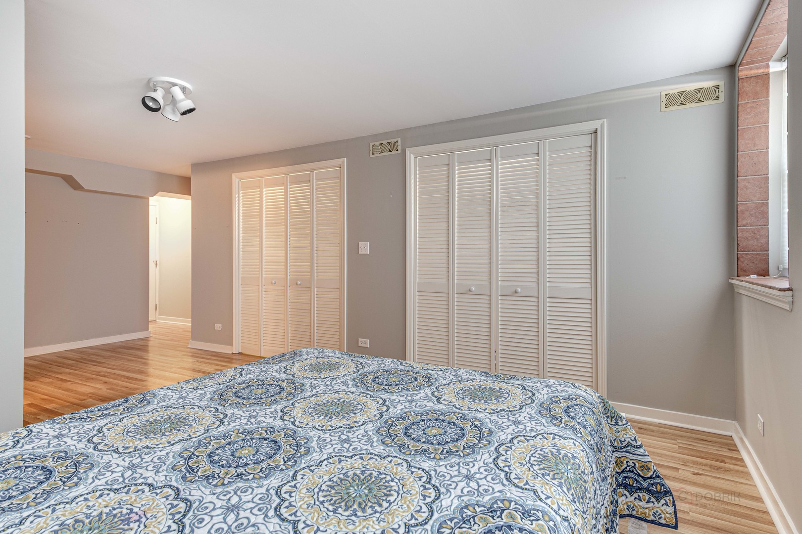 210 Leonard Wood S Unit: 101