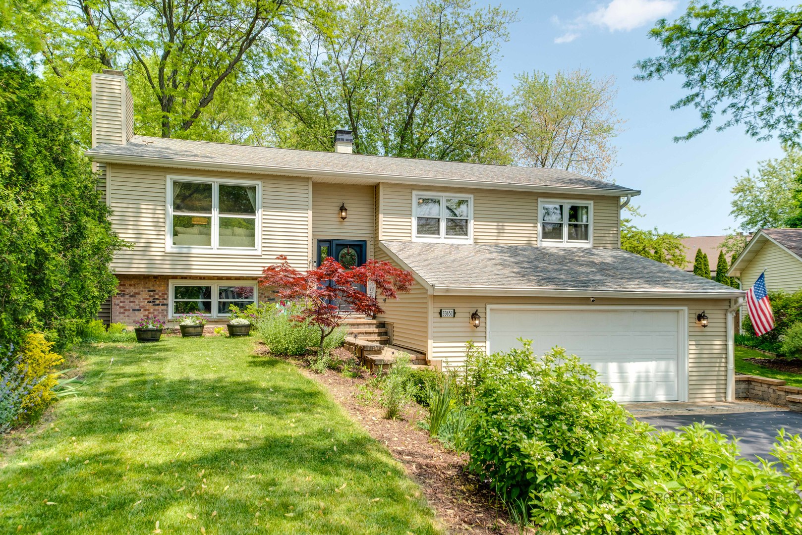 33651 N Winnebago Court