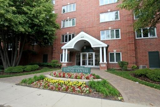 1600 E THACKER Street Unit: 211