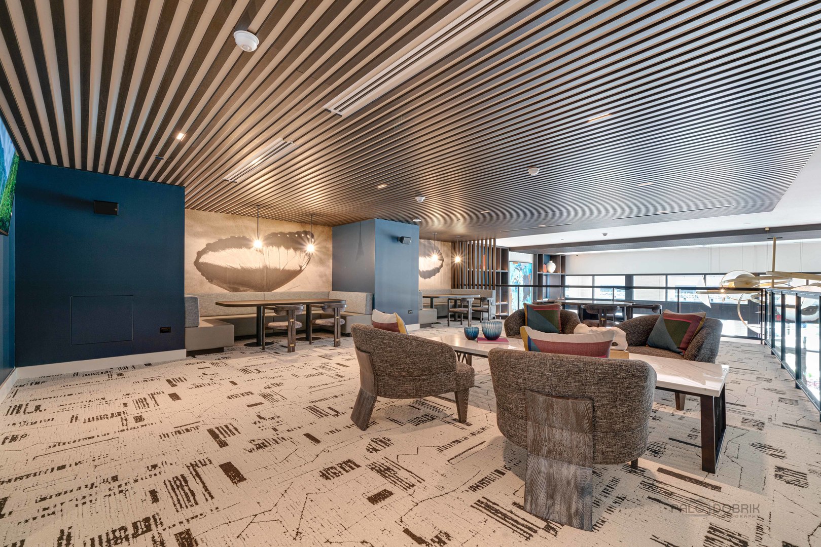 750 Hawthorn Row Unit: 1160