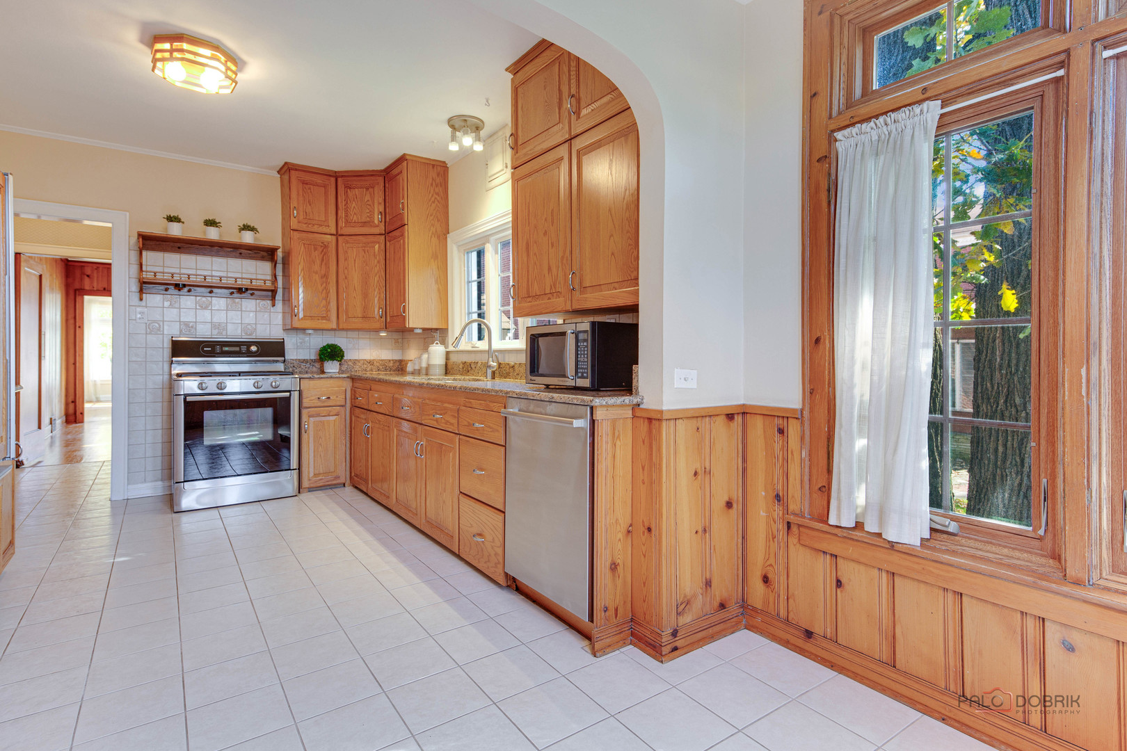 10038 S Claremont Avenue