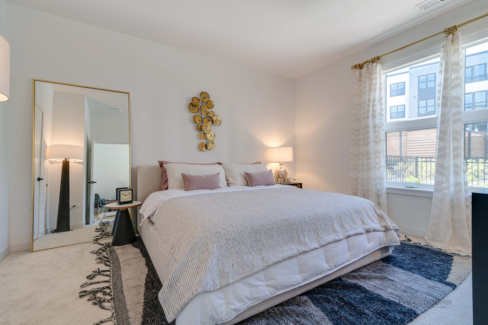 750 Hawthorn Row Unit: 1105
