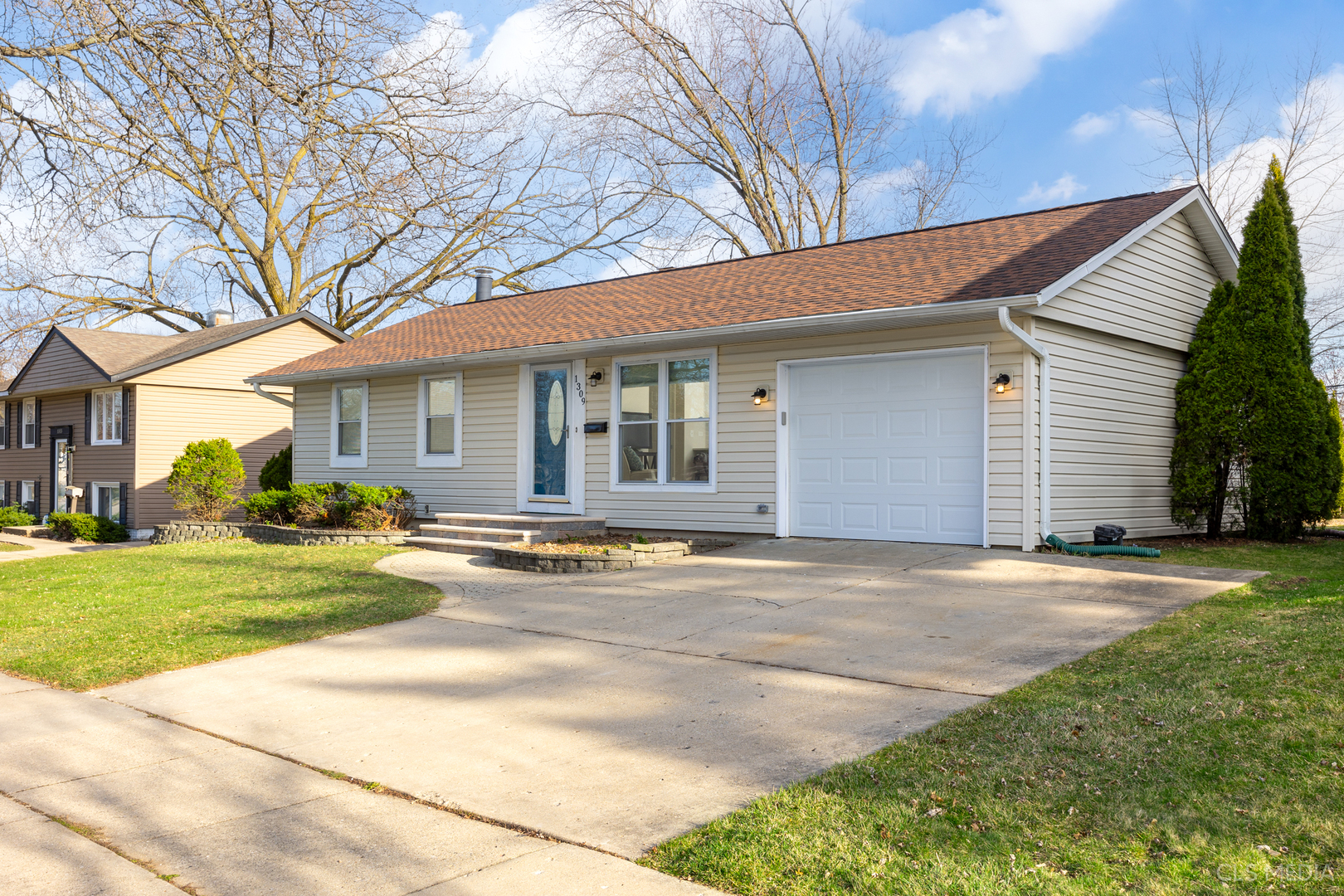 1309 N Green Meadows Boulevard