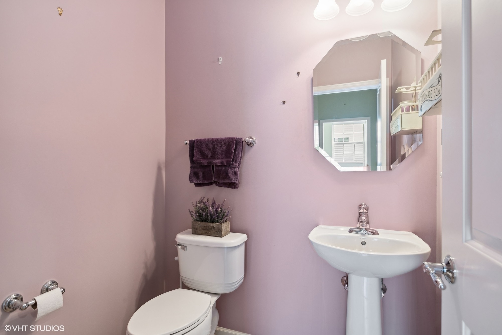 12662 Bluebell Avenue