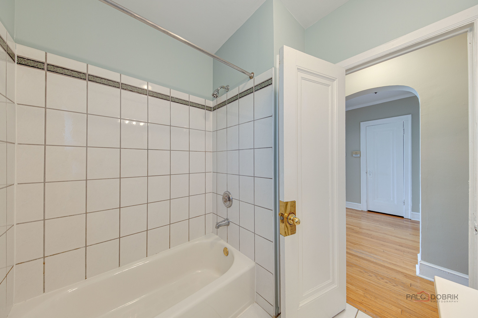 630 SHERMAN Avenue Unit: 3