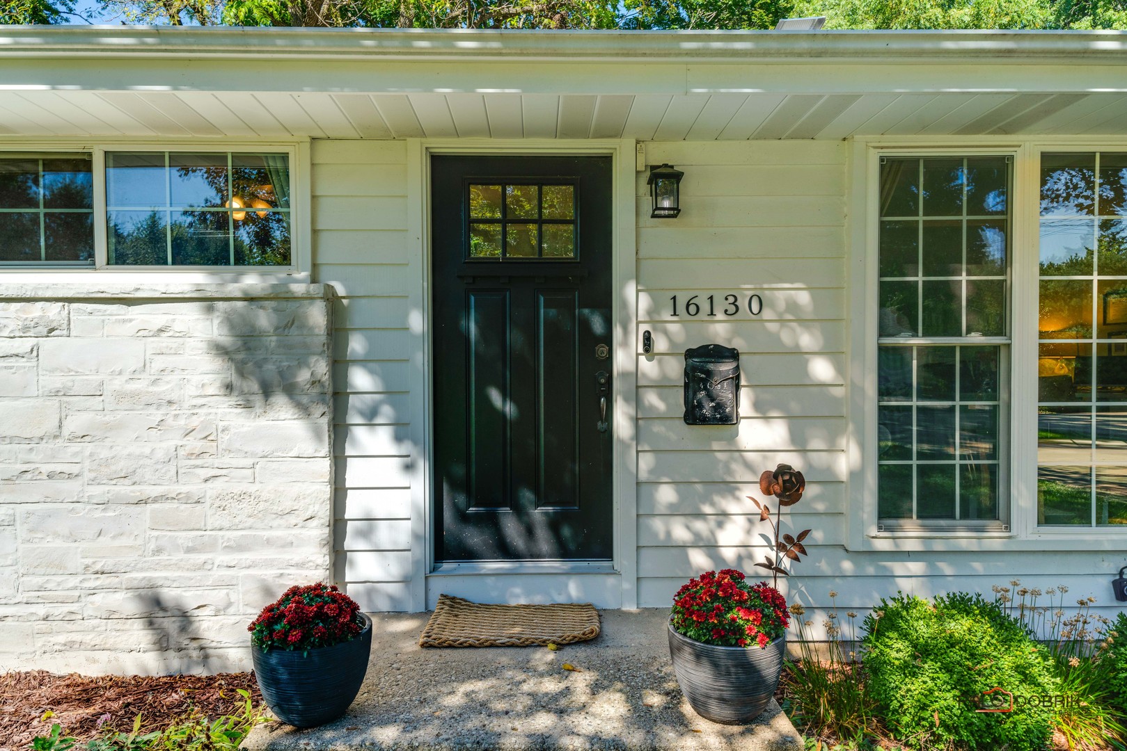 16130 W Arlington Drive