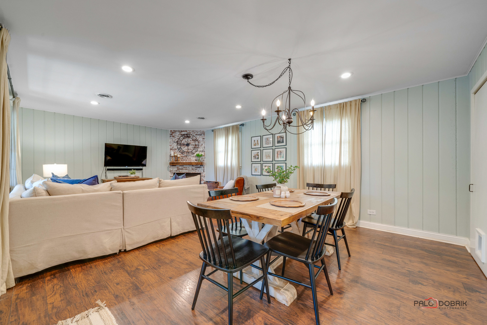 16130 W Arlington Drive